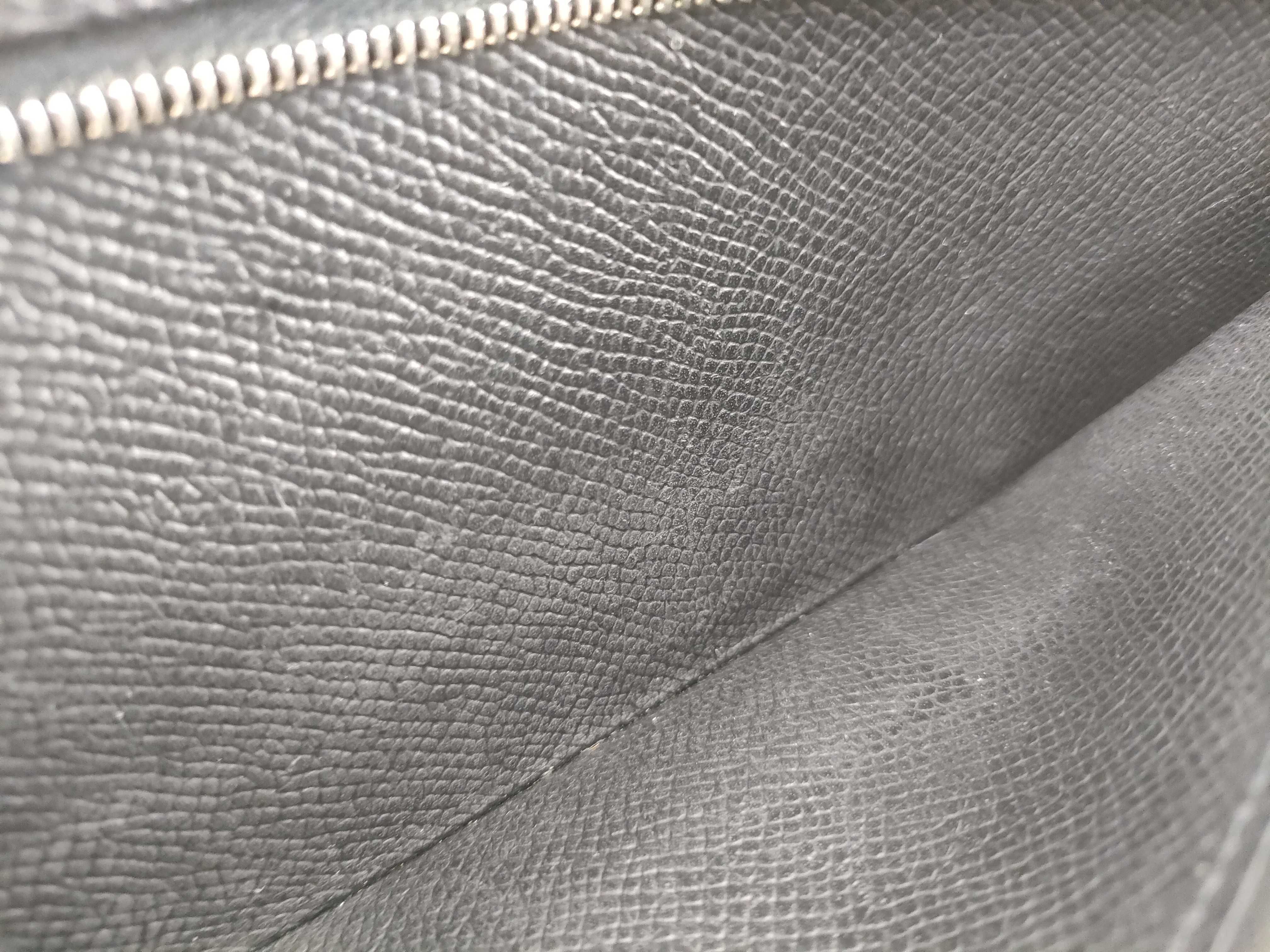 Epsom Bearn Soufflé C stamp Black Silver hardware Accessories: Box Wallet — view 11
