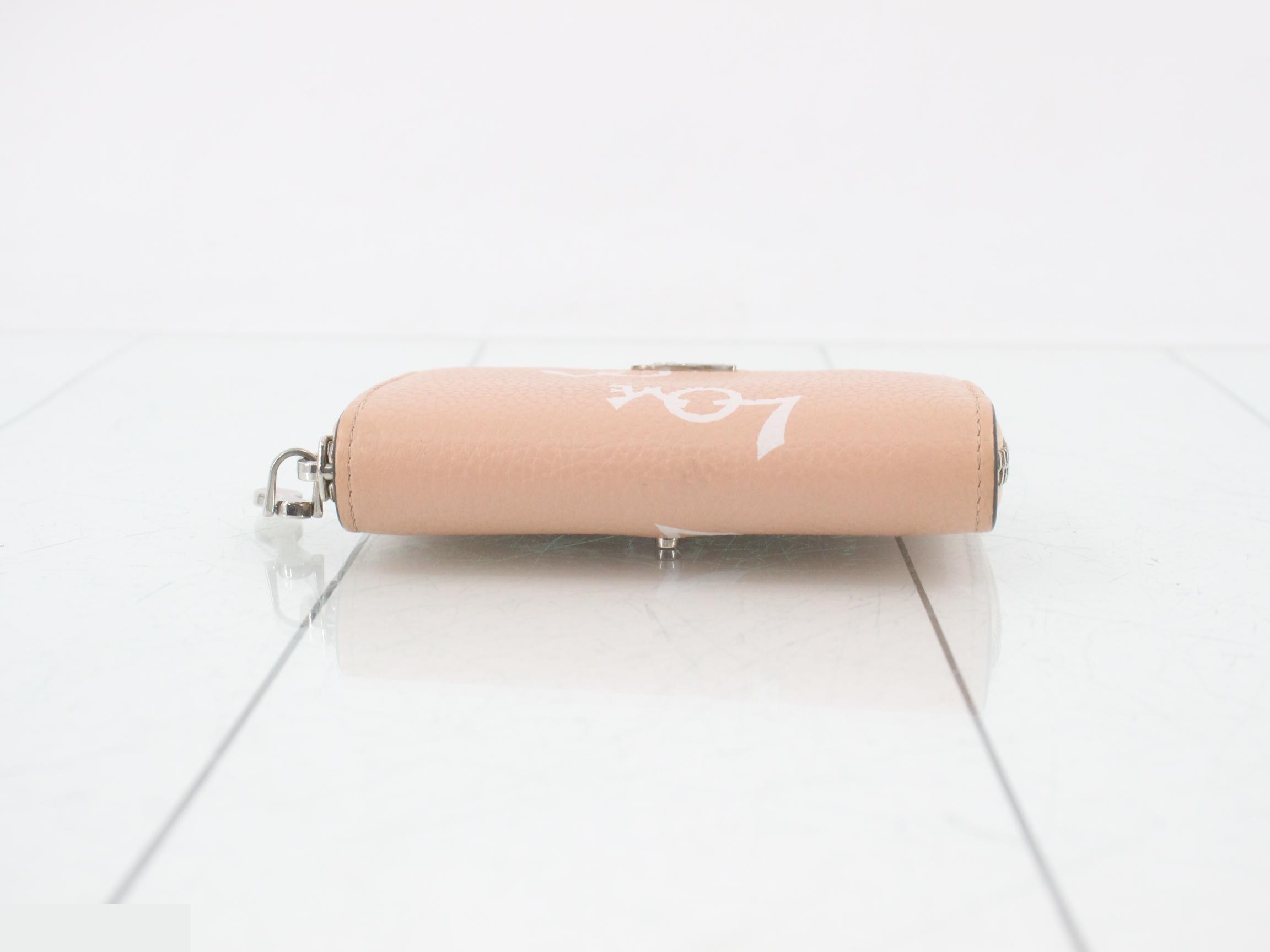 Other lines: Bags and Wallets — view 3