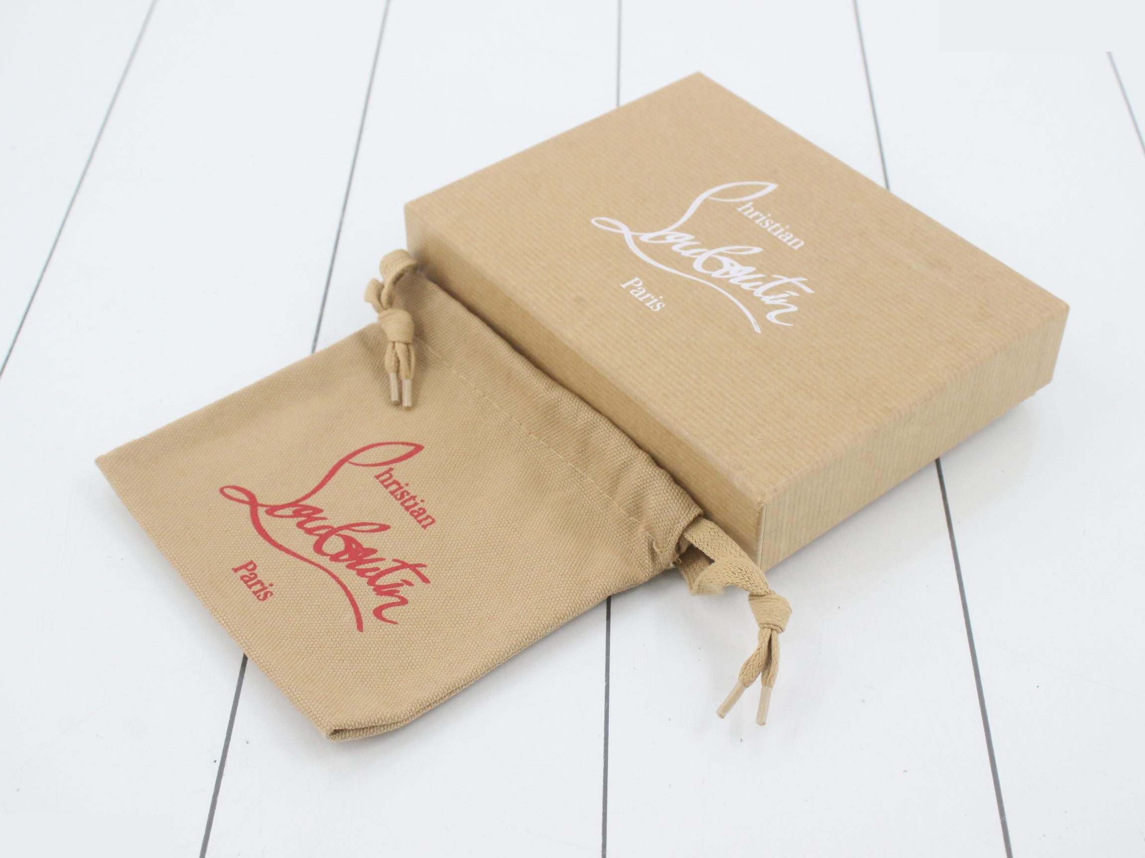 Other lines: Bags and Wallets — view 5