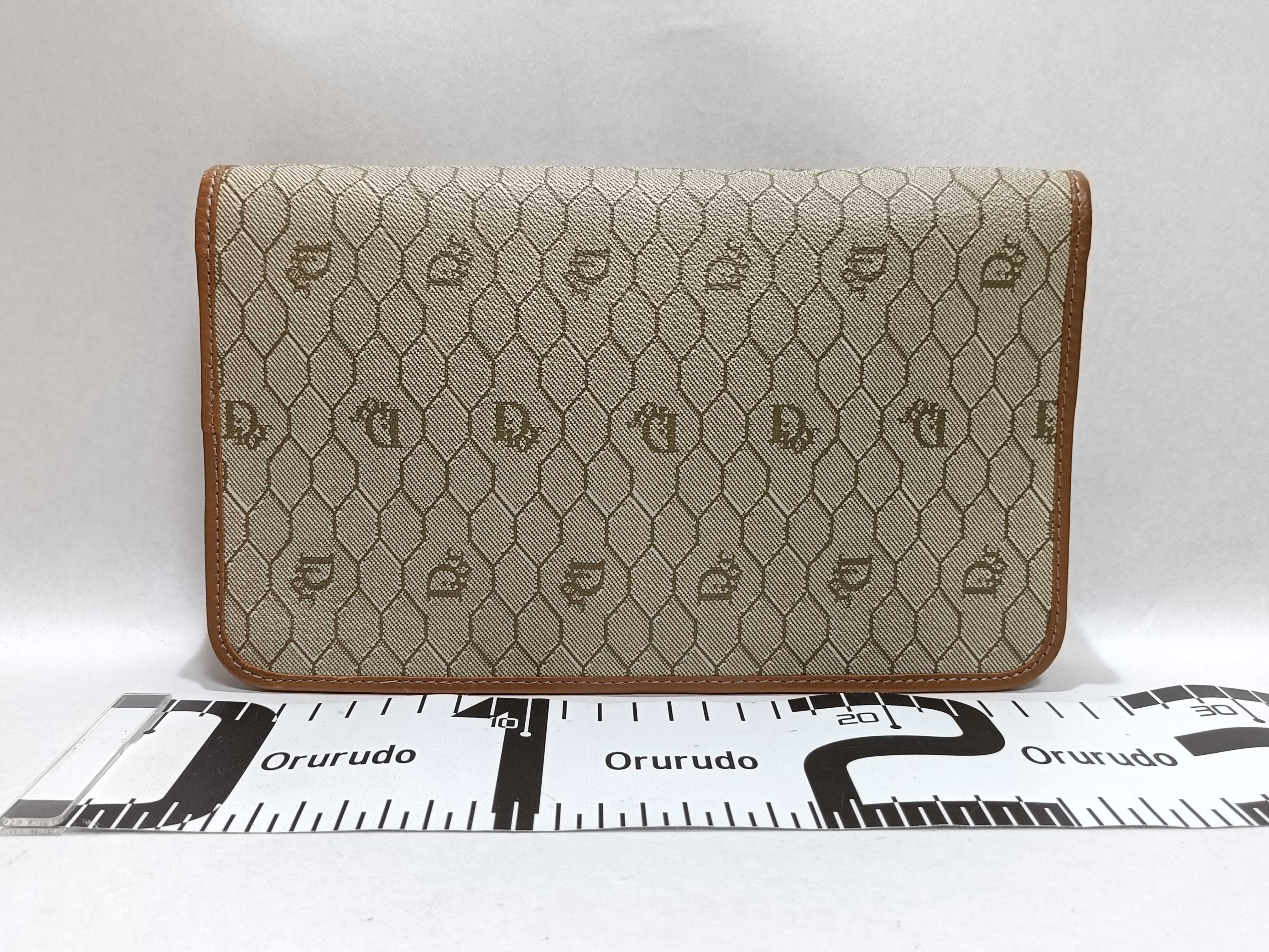 Trotter Chain Shoulder Bag Vintage Shoulder Bag — view 2