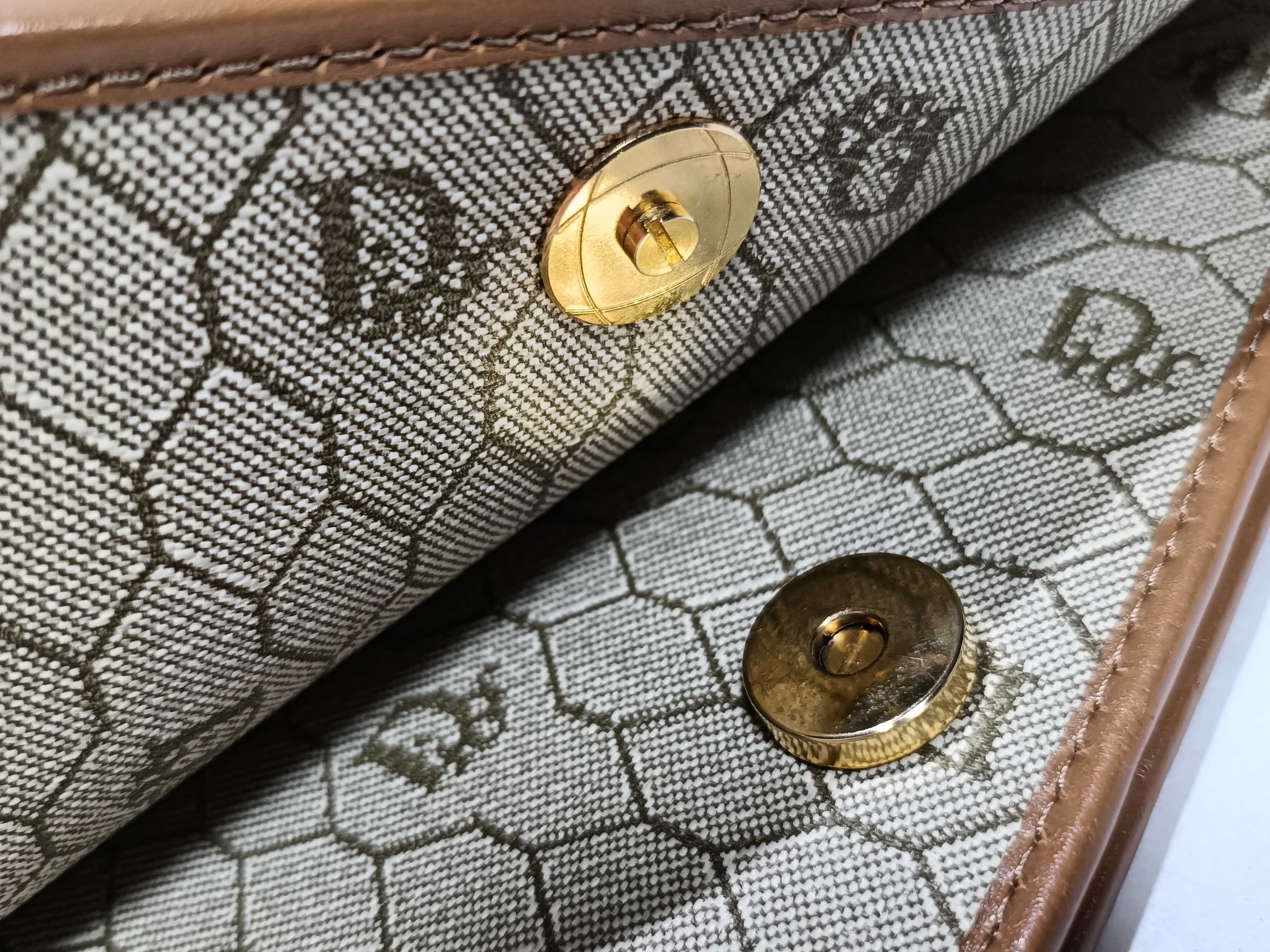 Trotter Chain Shoulder Bag Vintage Shoulder Bag — view 14