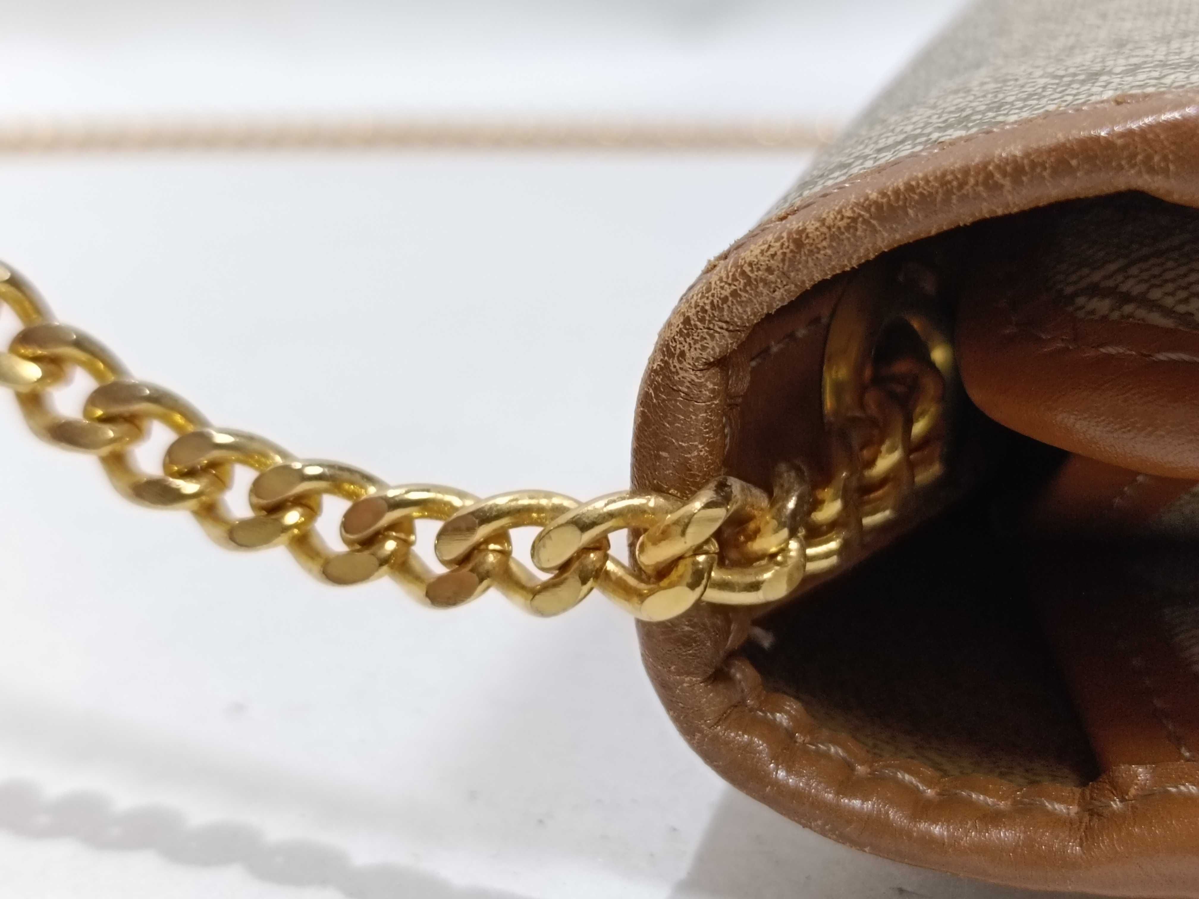 Trotter Chain Shoulder Bag Vintage Shoulder Bag — view 5