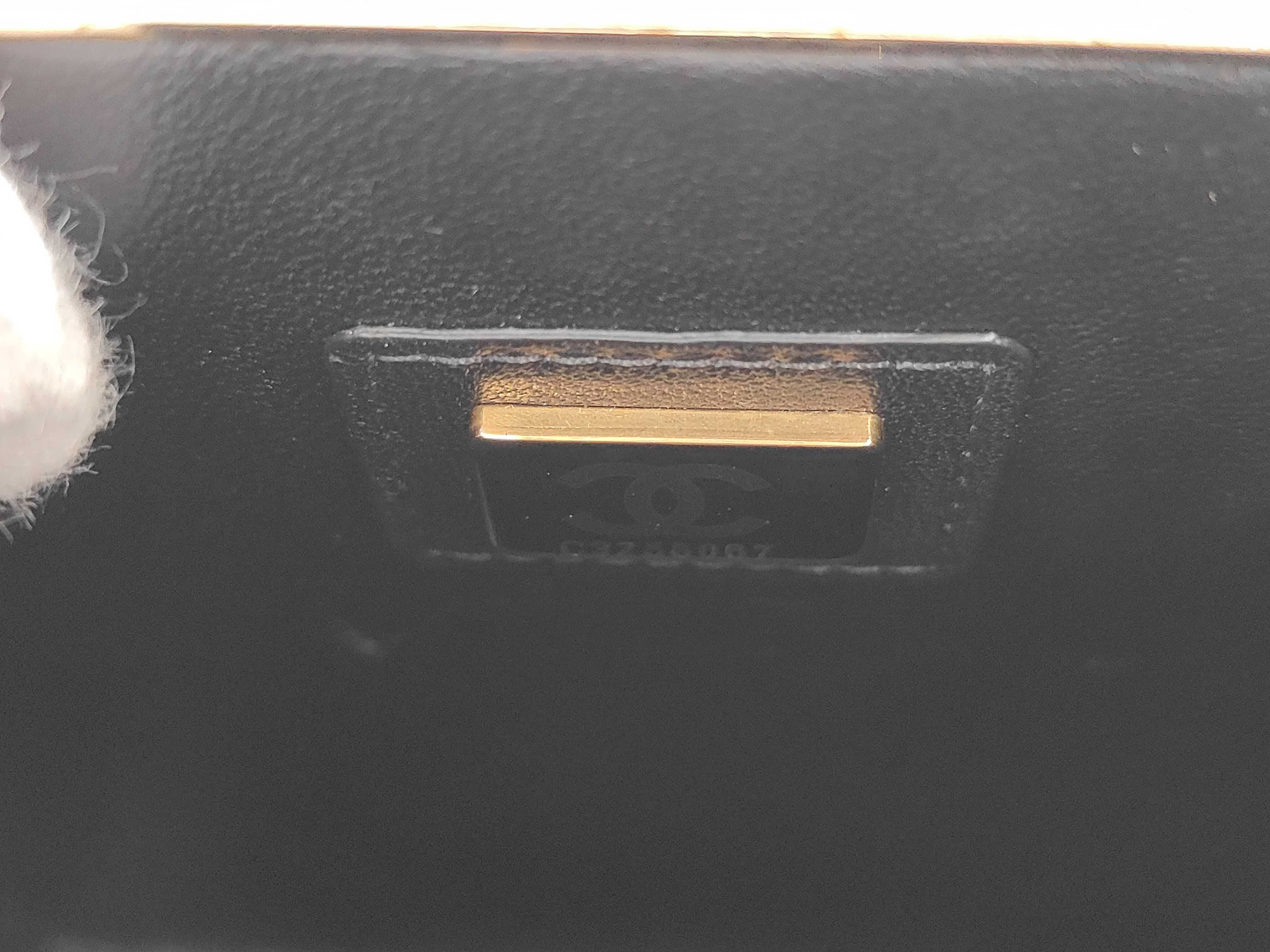 chain bag, black with gold buckle. — view 10