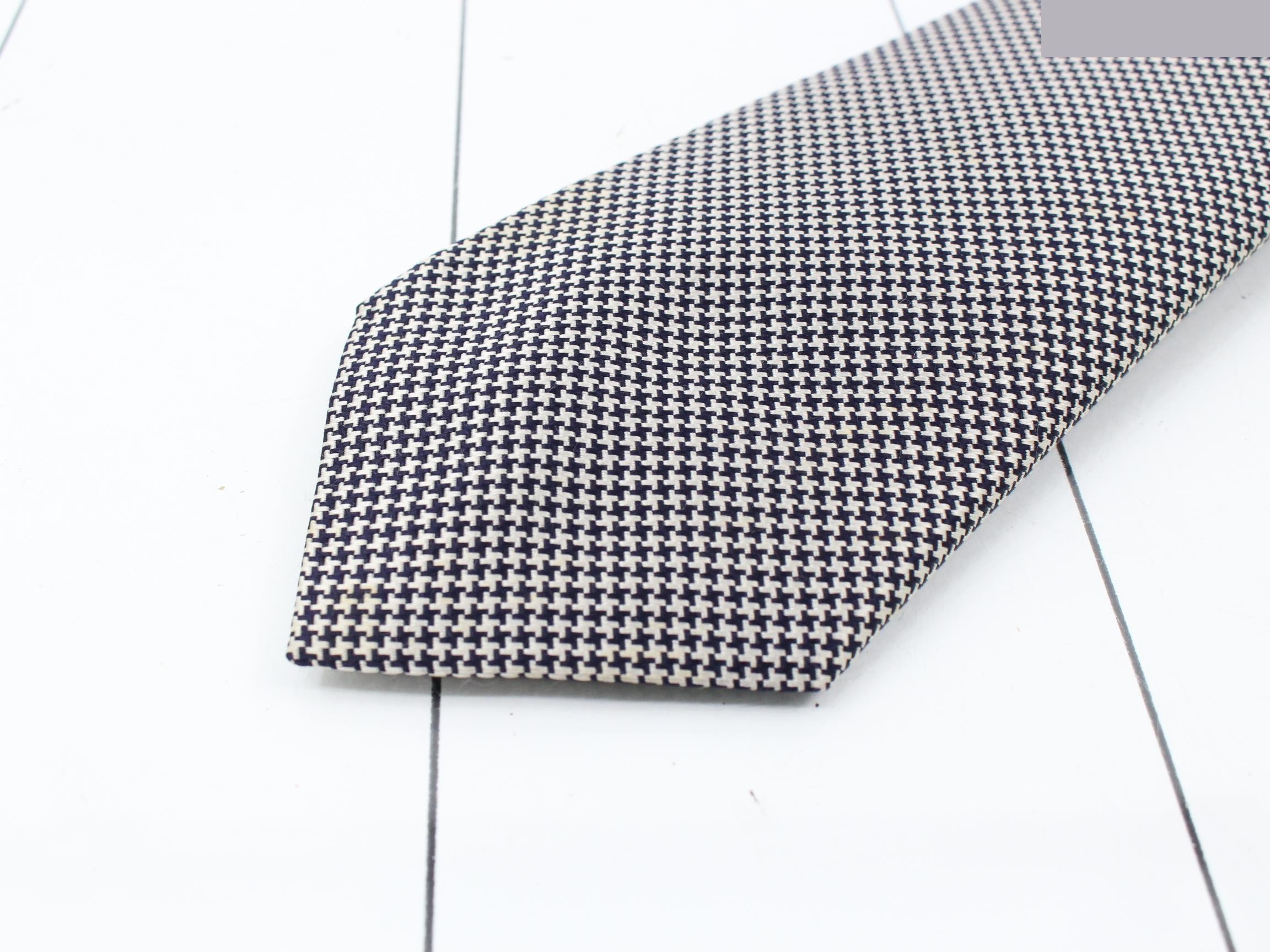 necktie, houndstooth pattern, 100% silk. — view 3