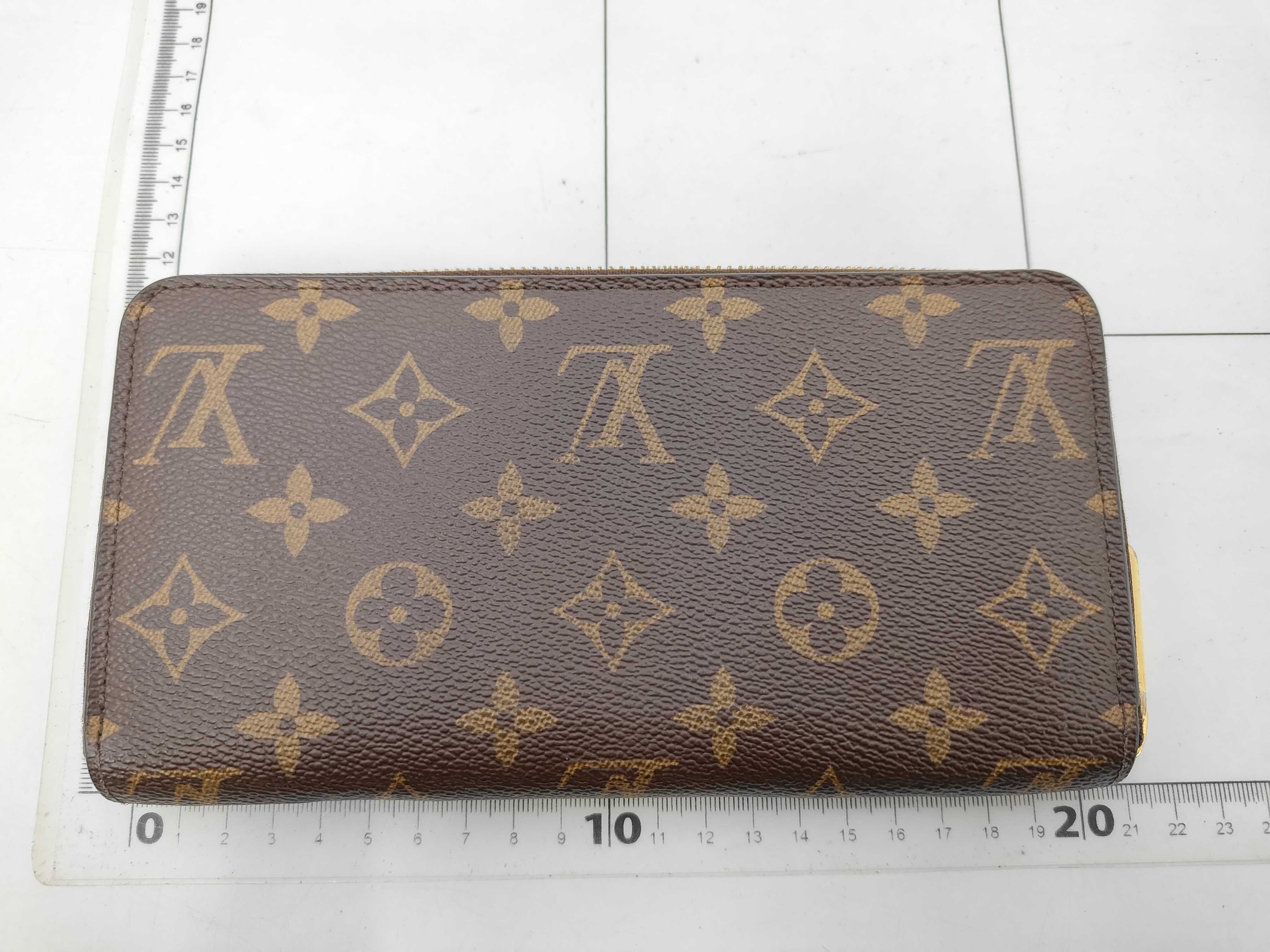 Monogram Zippy Fuchsia Gold Hardware CA0148 Wallet — view 2