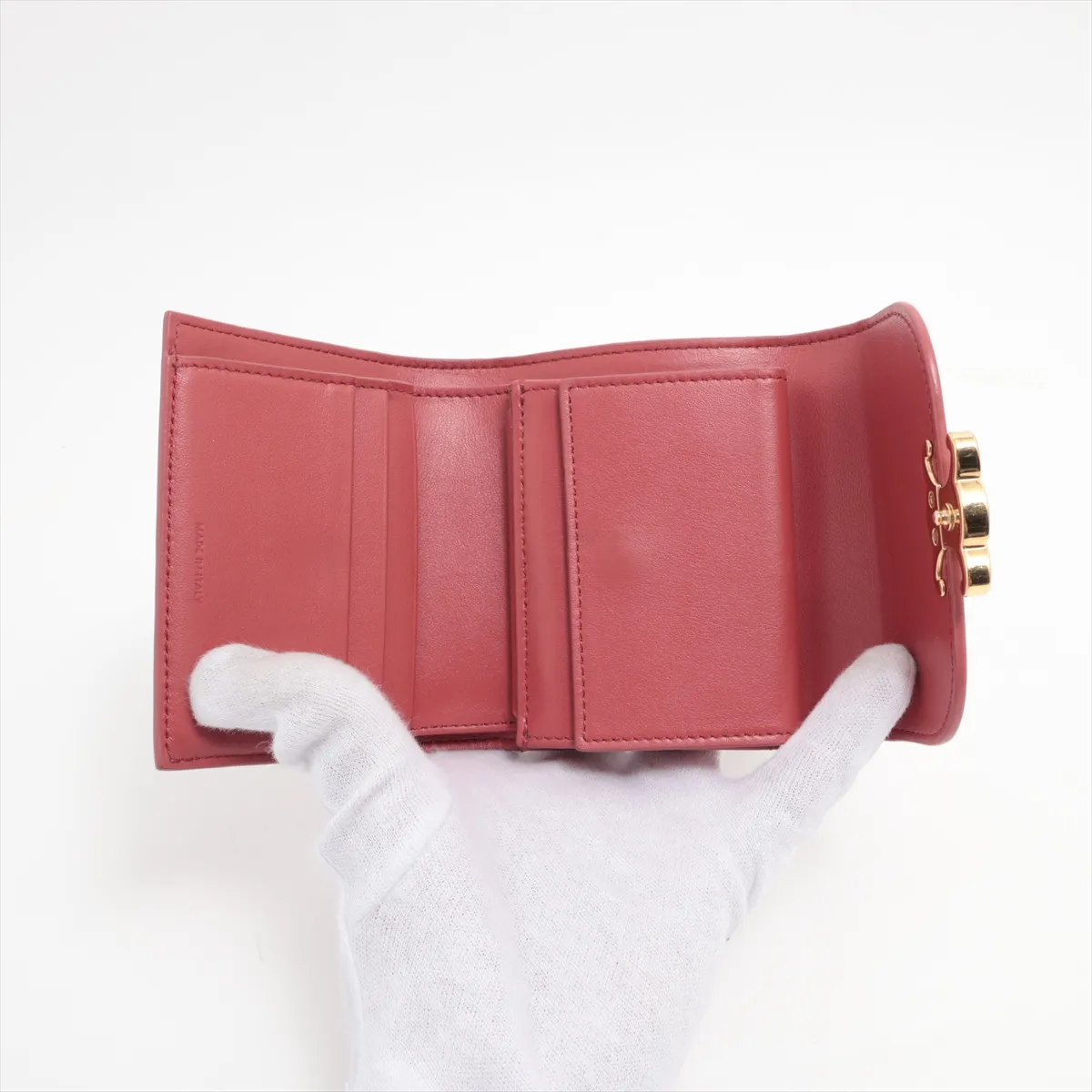 Triomphe Small Flap Wallet Leather Compact Wallet Pink — view 4