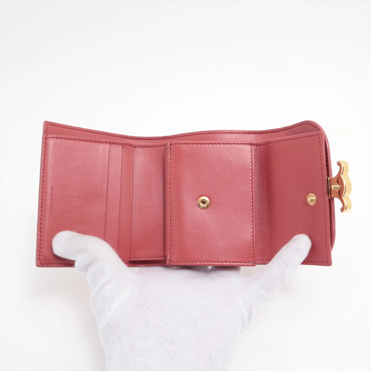 Triomphe Small Flap Wallet Leather Compact Wallet Pink — view 5