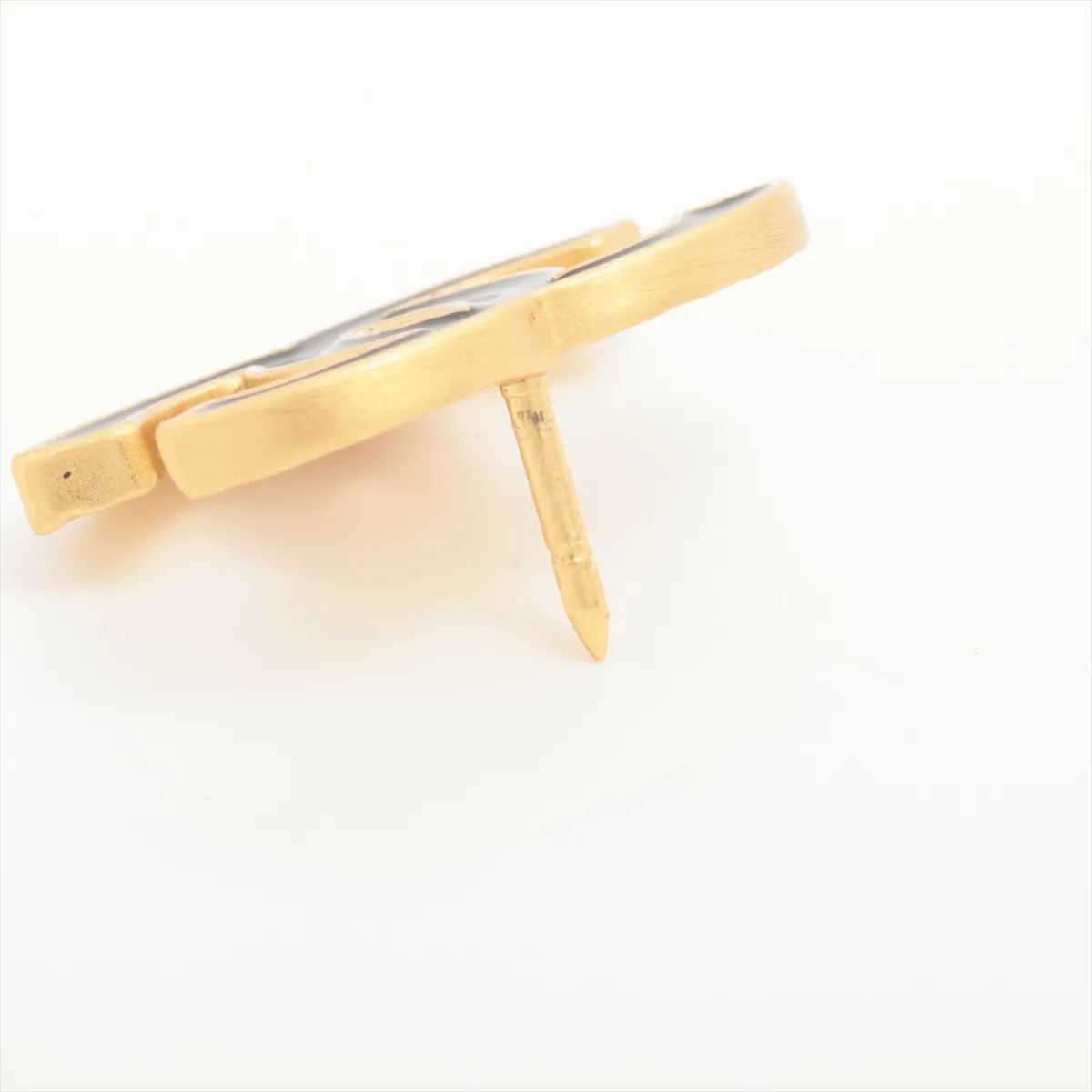 Coco Mark 02A Pin Brooch GP Gold x Black. — view 3
