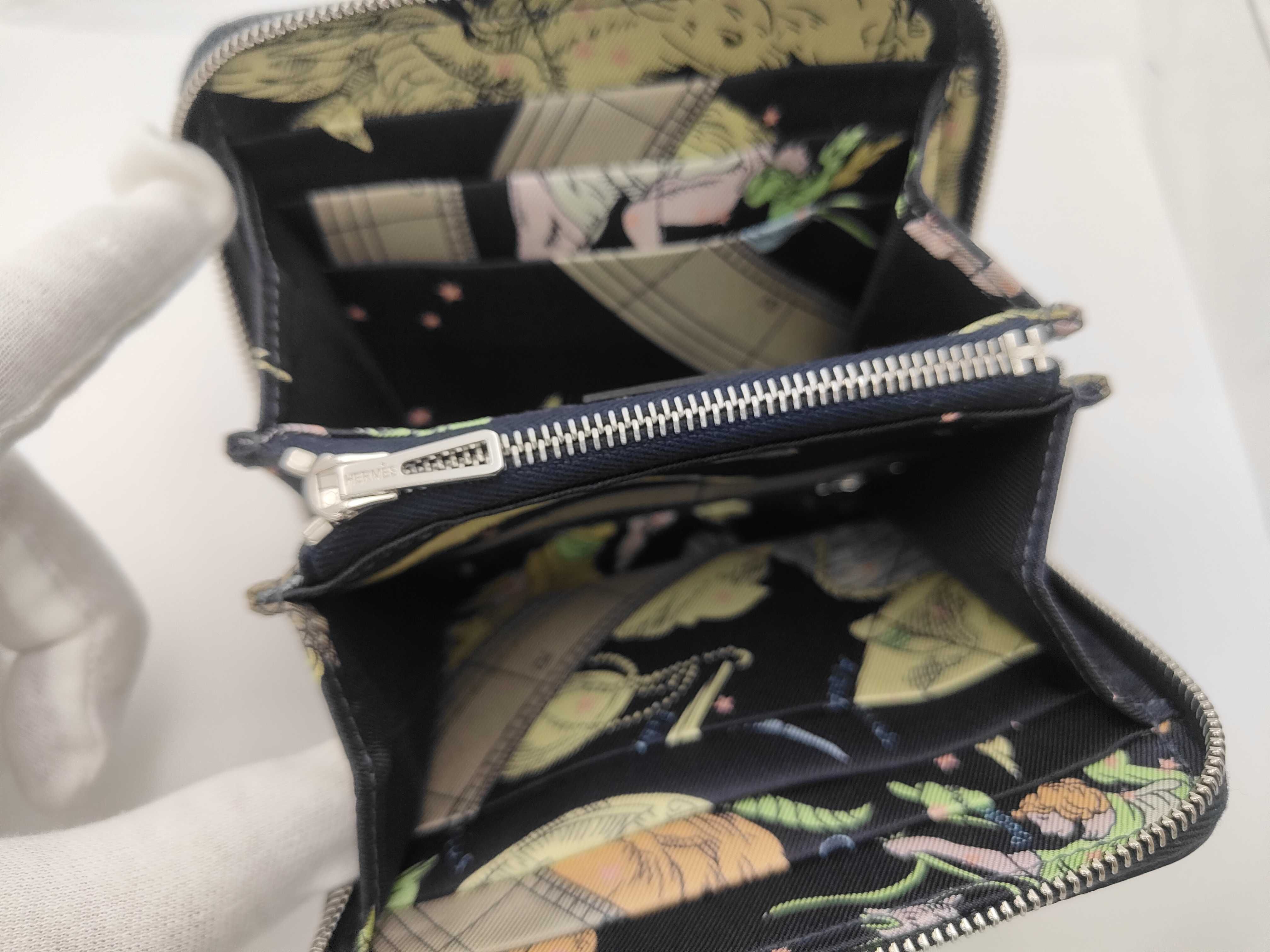 Azap Silk In Compact Coin Case — view 4