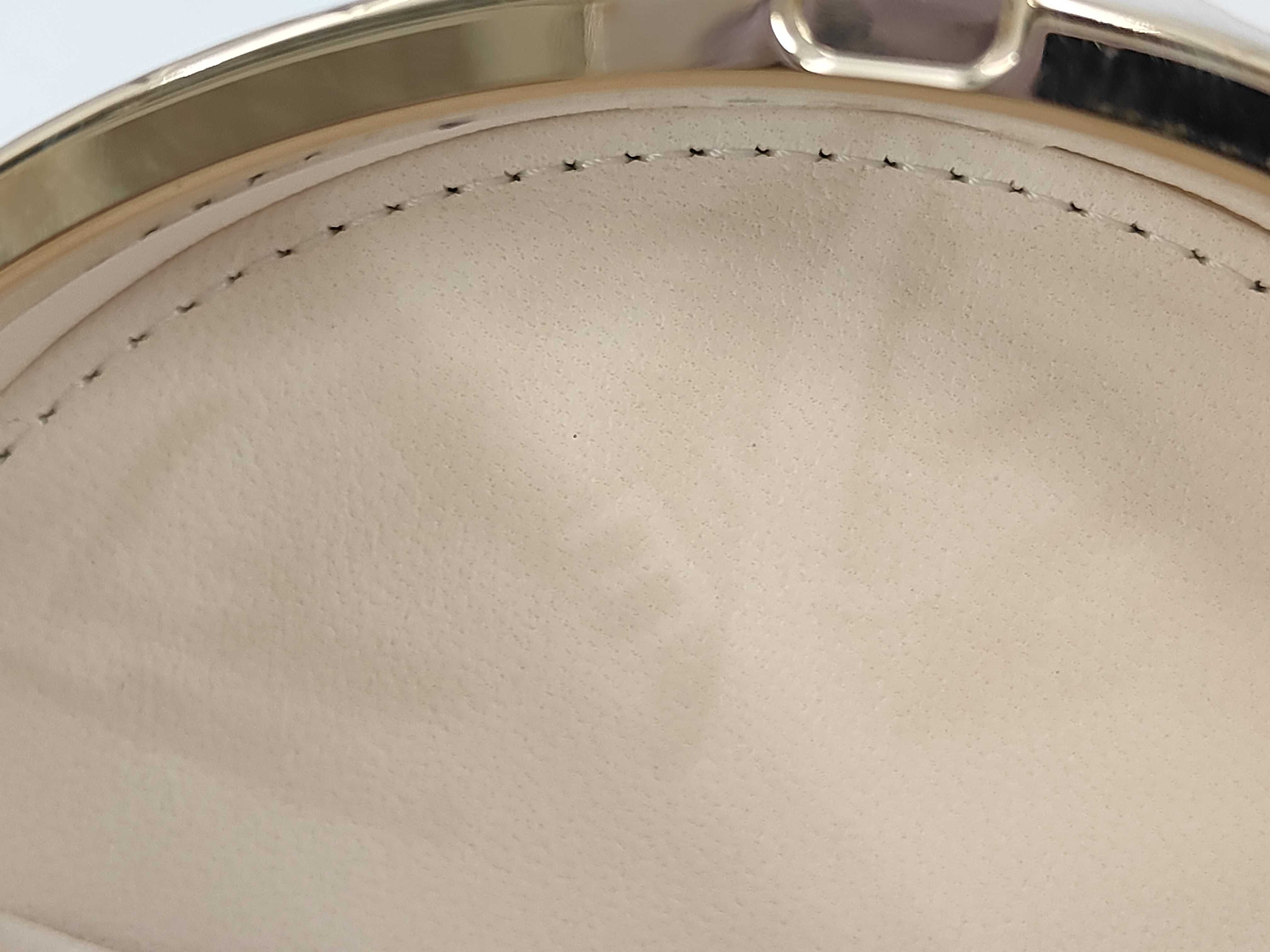 (Sale Item) Shoulder Bag — view 10