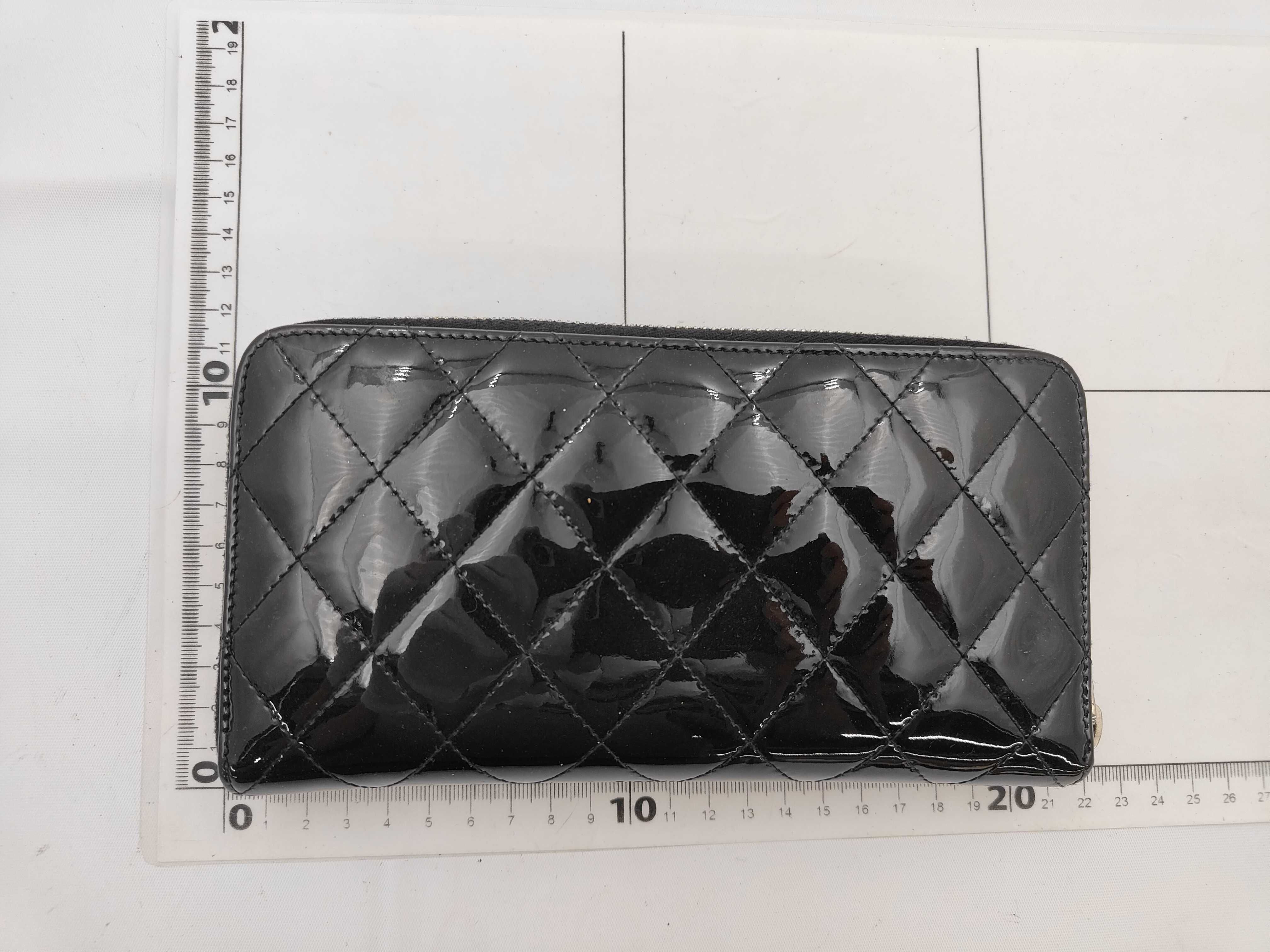 long wallet — view 2