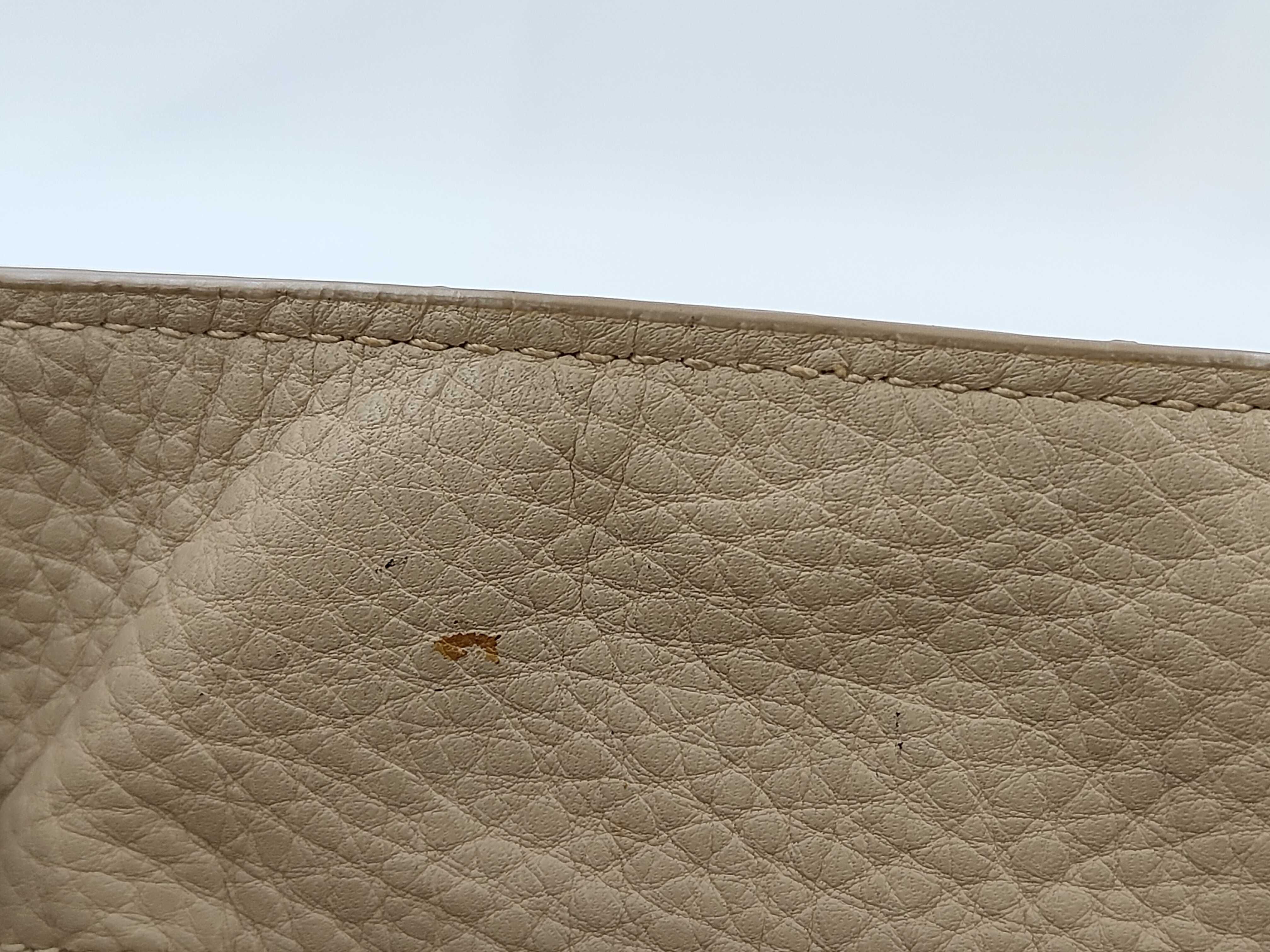 Leather 2-Way Tote Bag Beige BN2104 Tote Bag — view 11