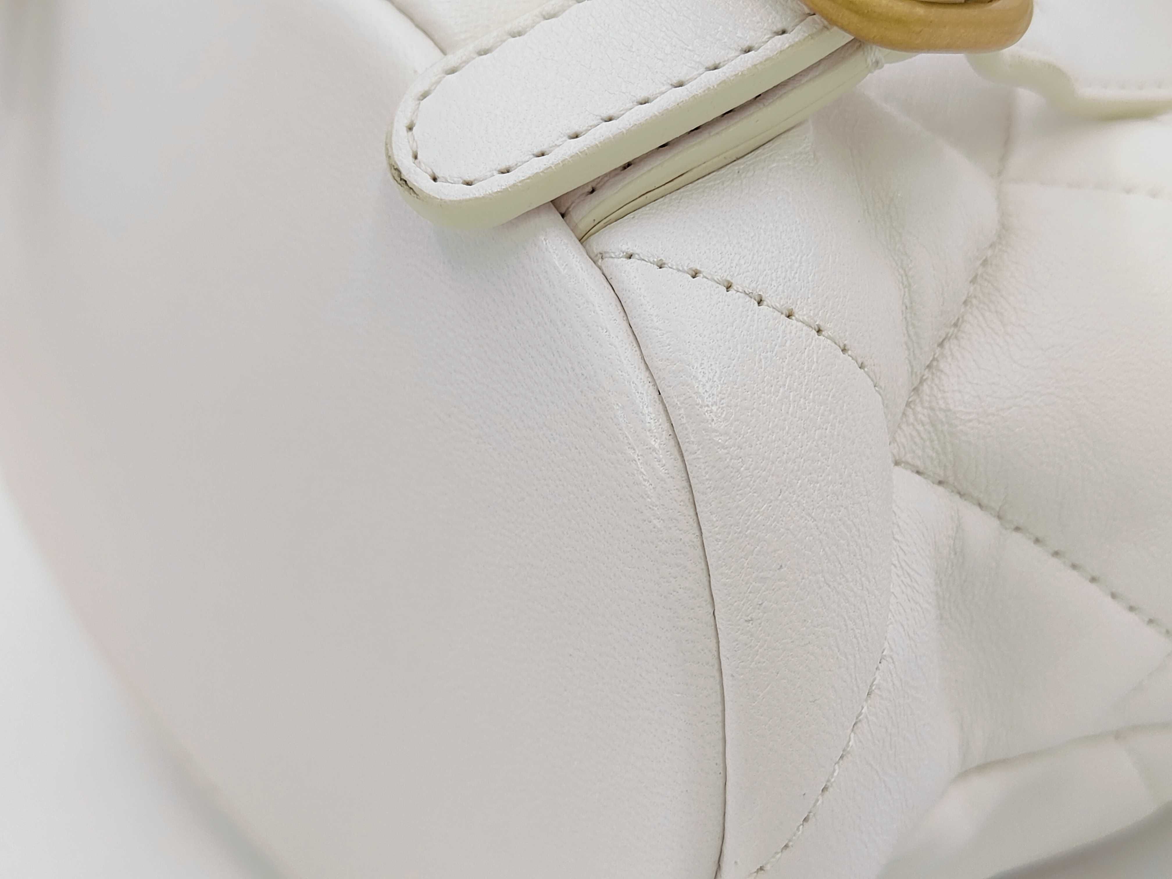 Channel Nuqu Shoulder Bag — view 9