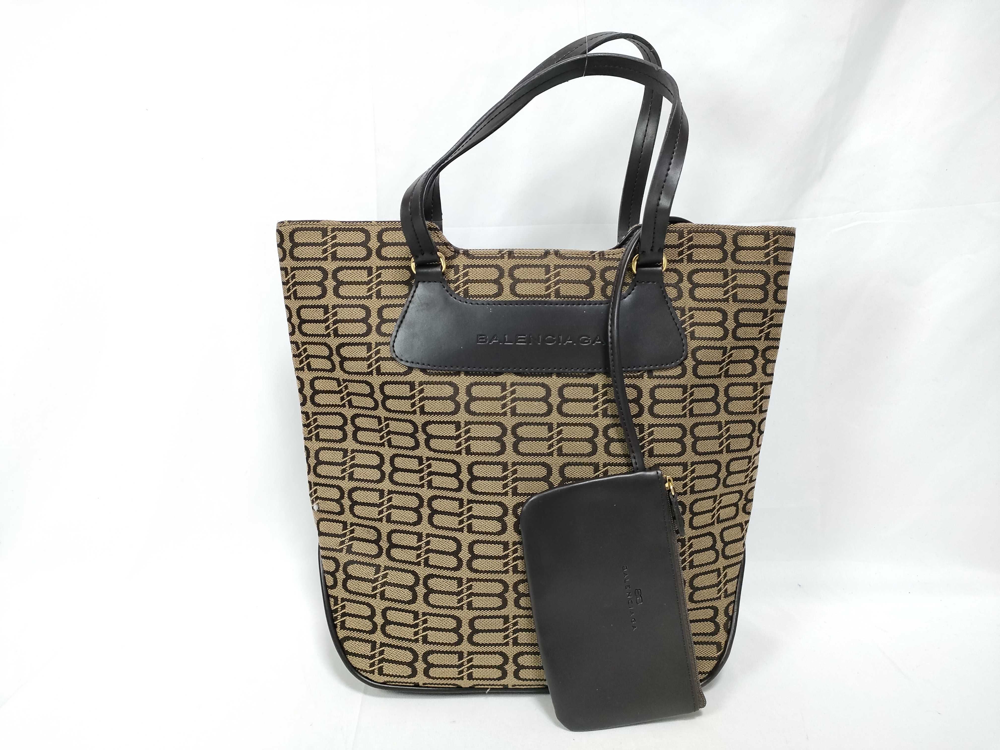 Handbag with Pouch