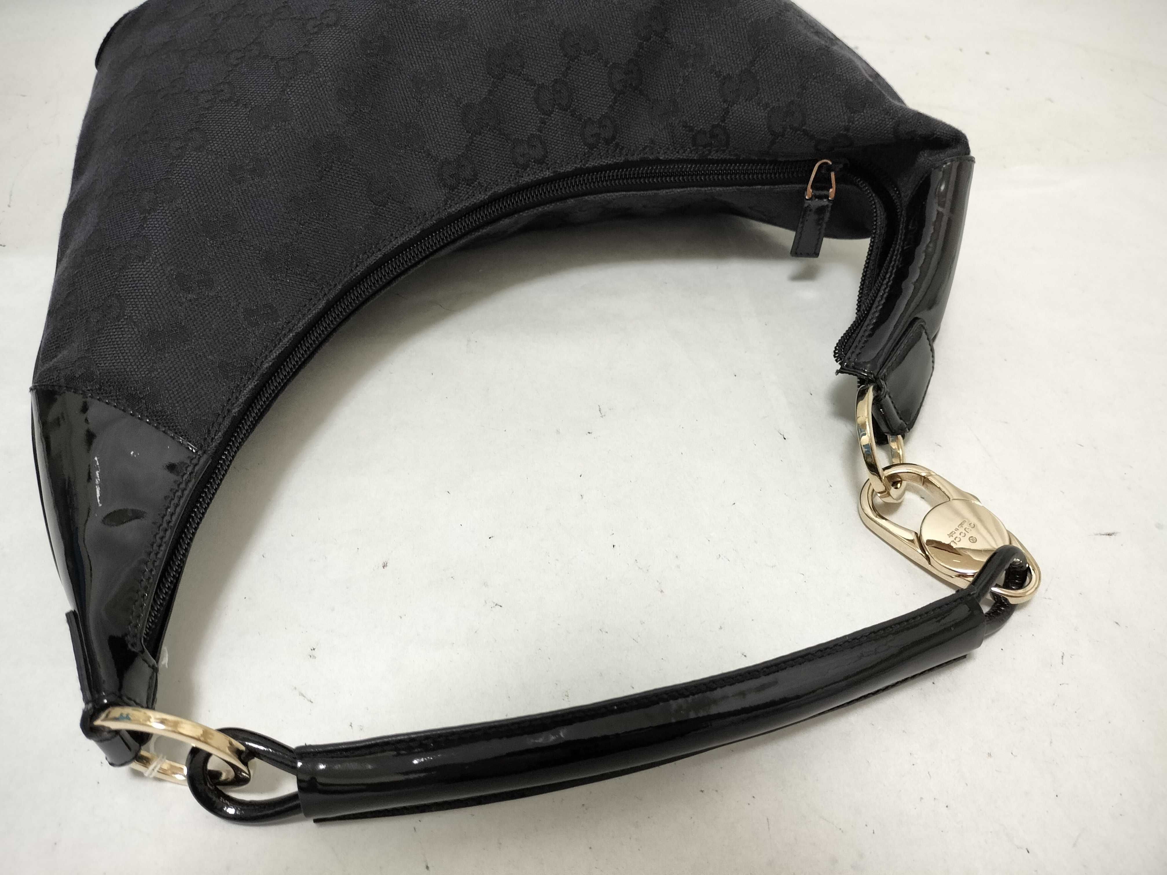 GG Canvas One-Shoulder Bag (Black) — view 3