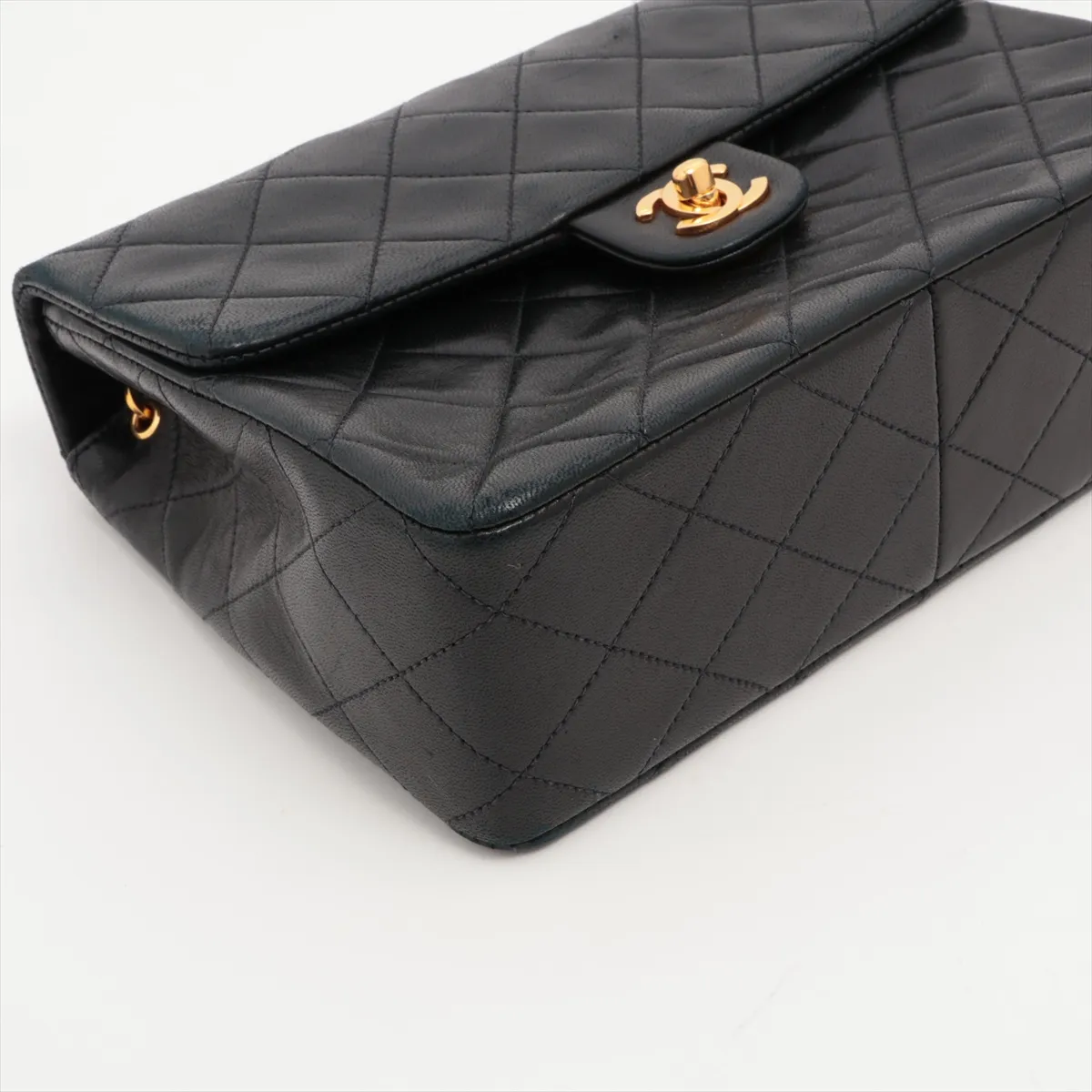 Mini Matelasse Lambskin Single Flap Single Chain Bag Black Gold Hardware — view 4