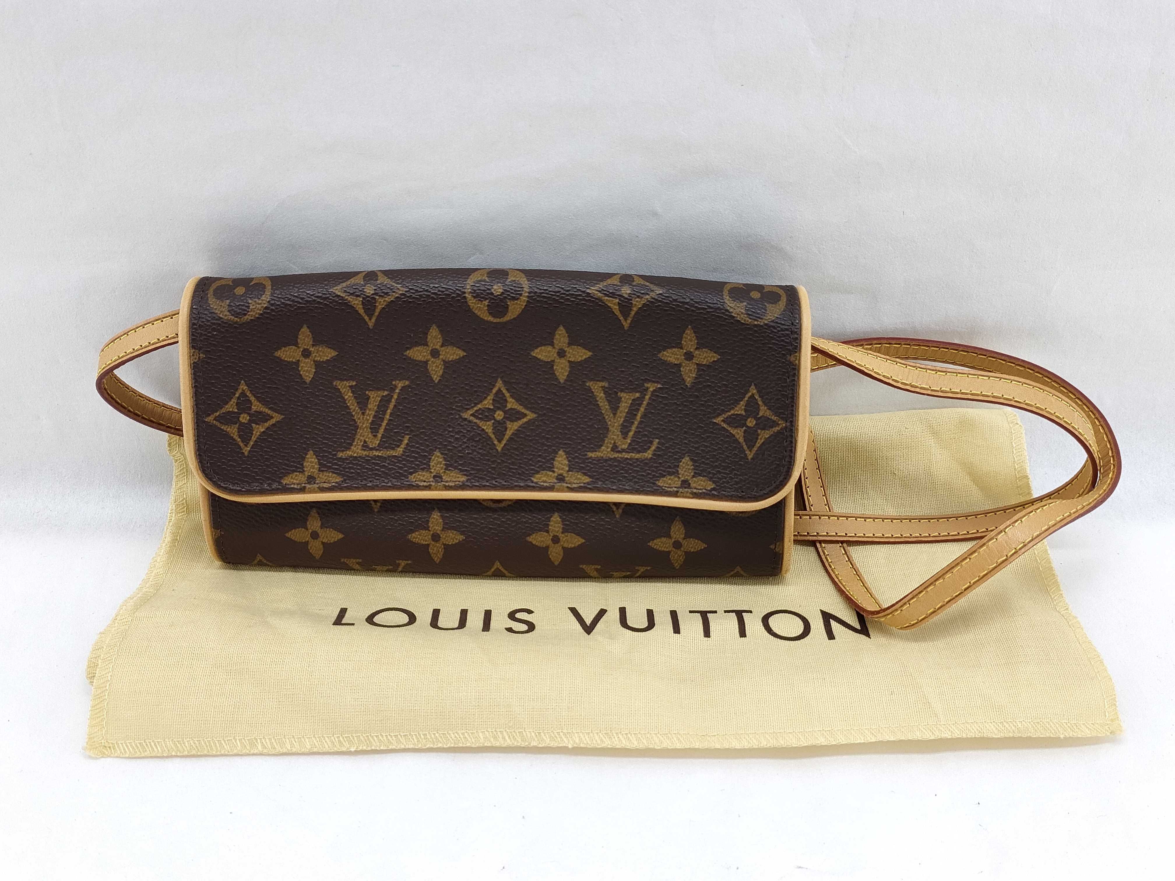 Pochette Twin PM Shoulder Bag