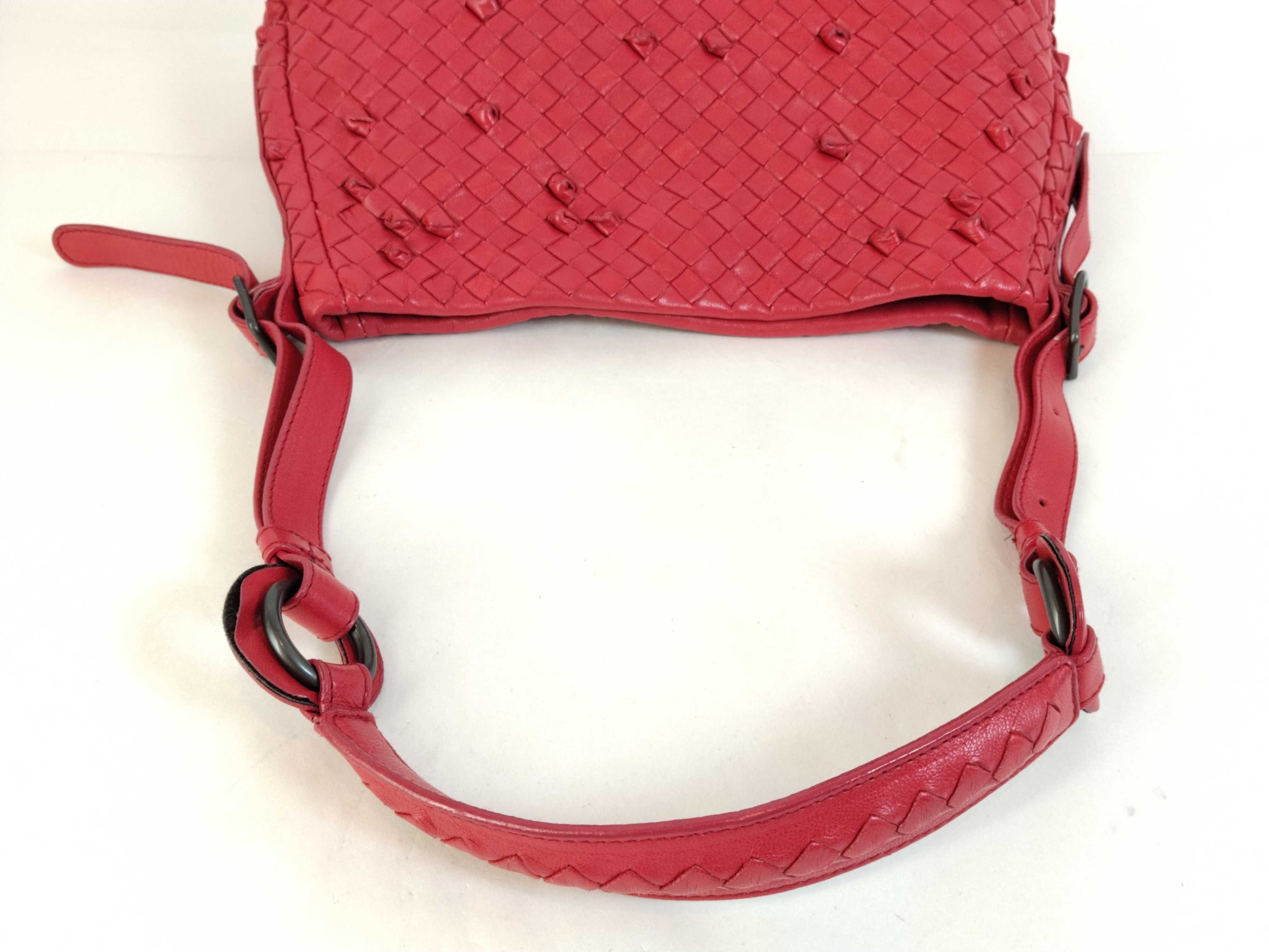 Intrecciato Shoulder Bag (Red) — view 3