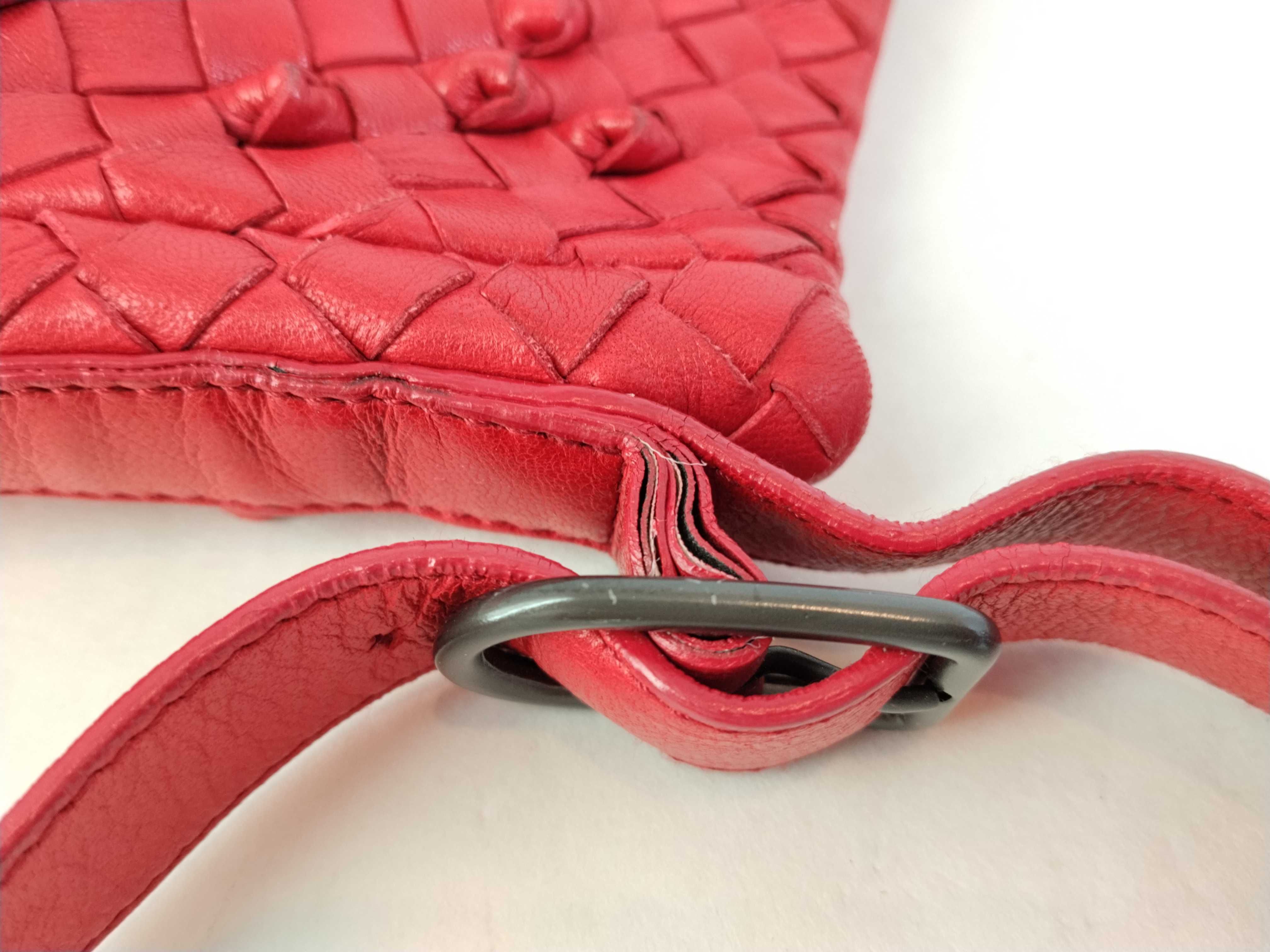 Intrecciato Shoulder Bag (Red) — view 6