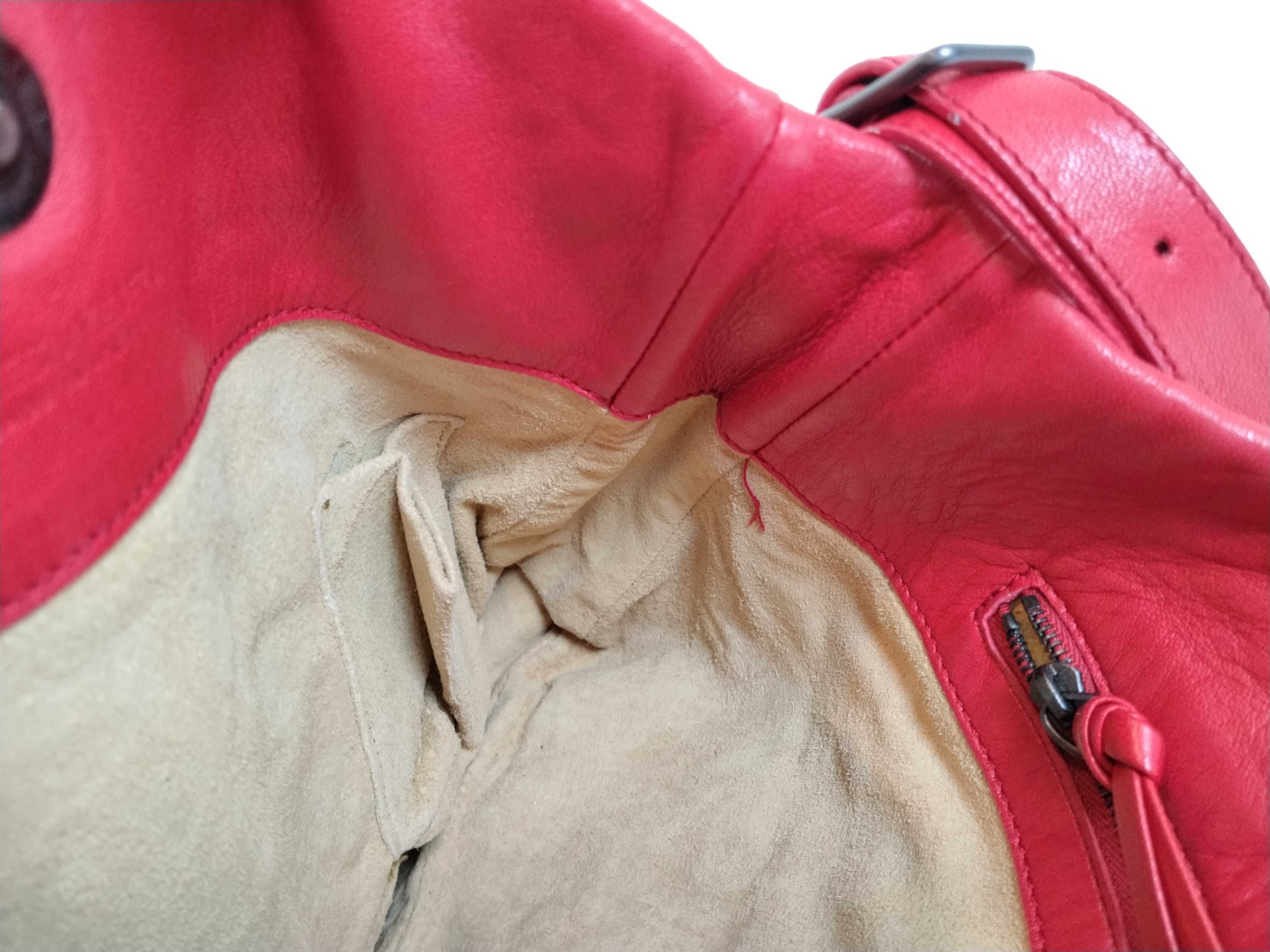 Intrecciato Shoulder Bag (Red) — view 10