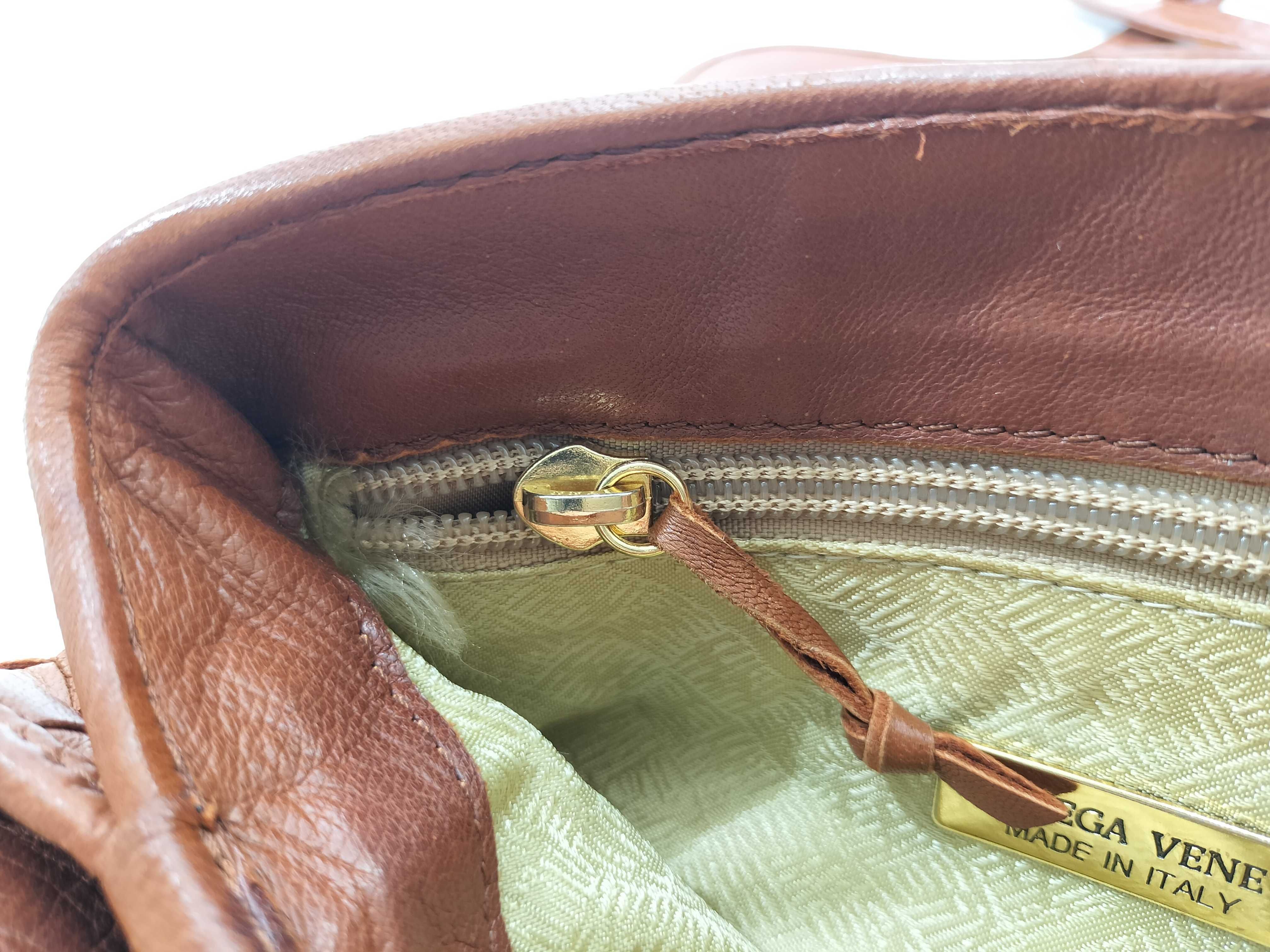 Intrecciato / 2-way bag / Leather handbag — view 15