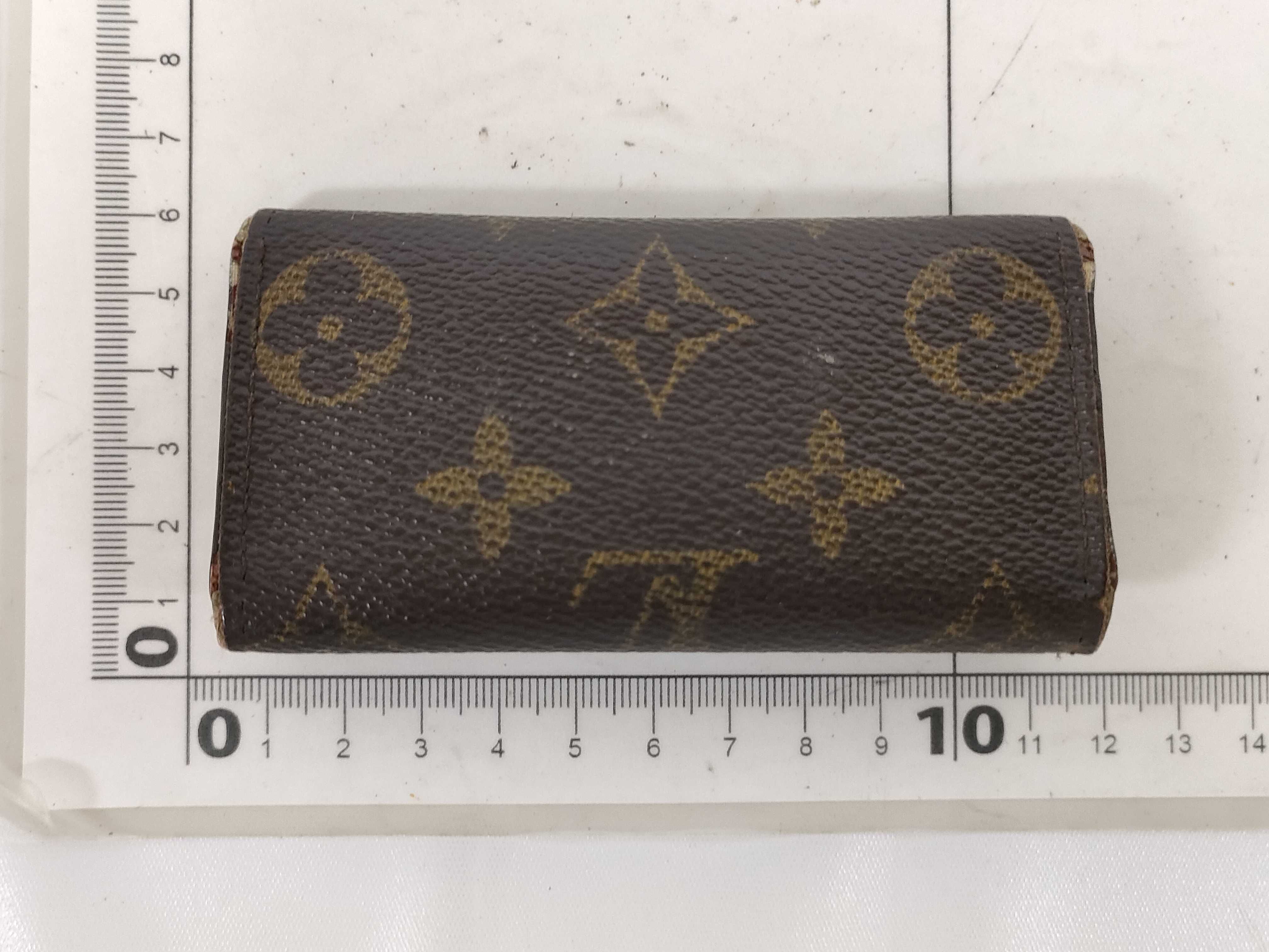 Monogram M62631 Multicles 4 Key Case — view 2