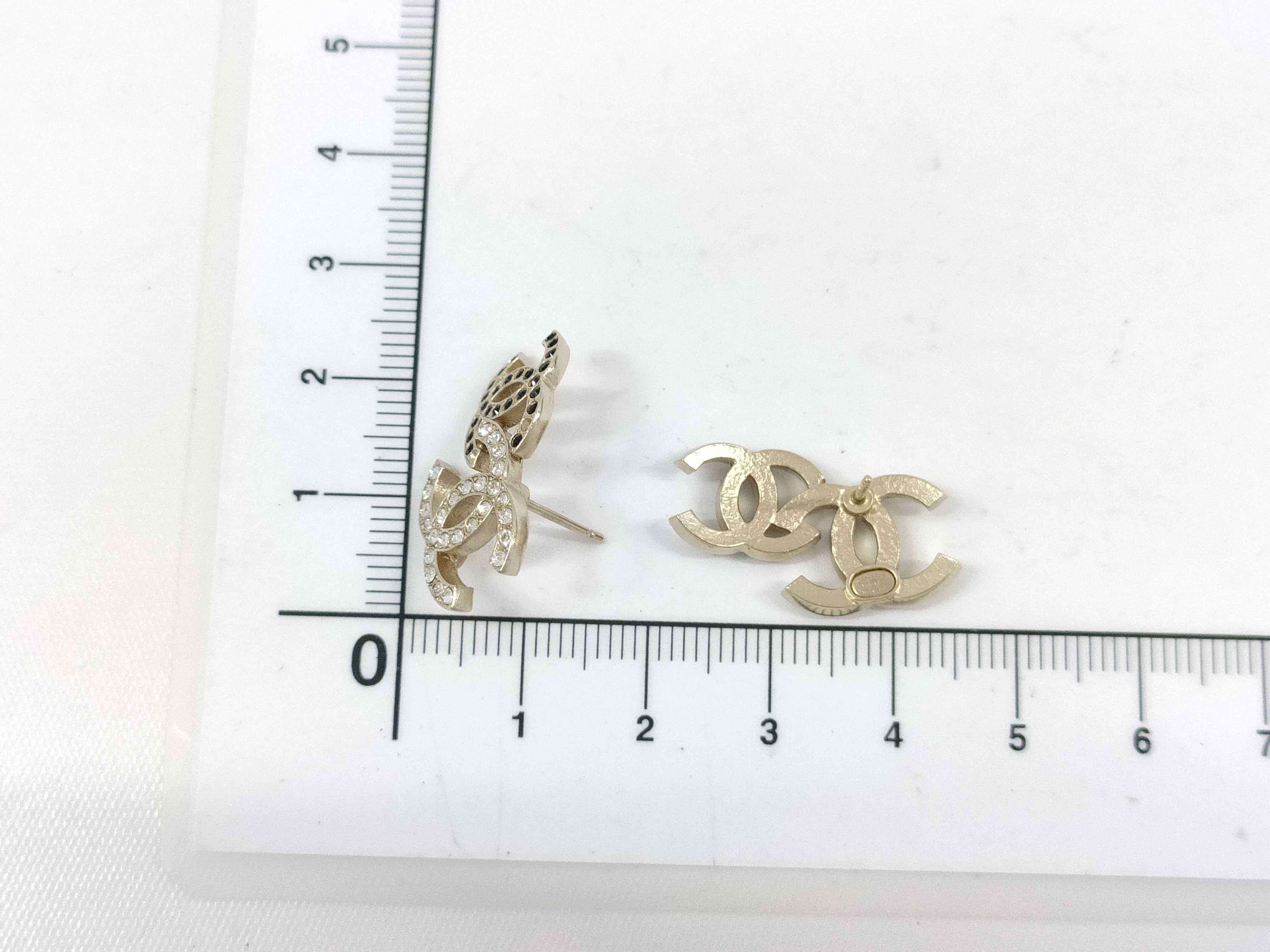 earrings — view 9