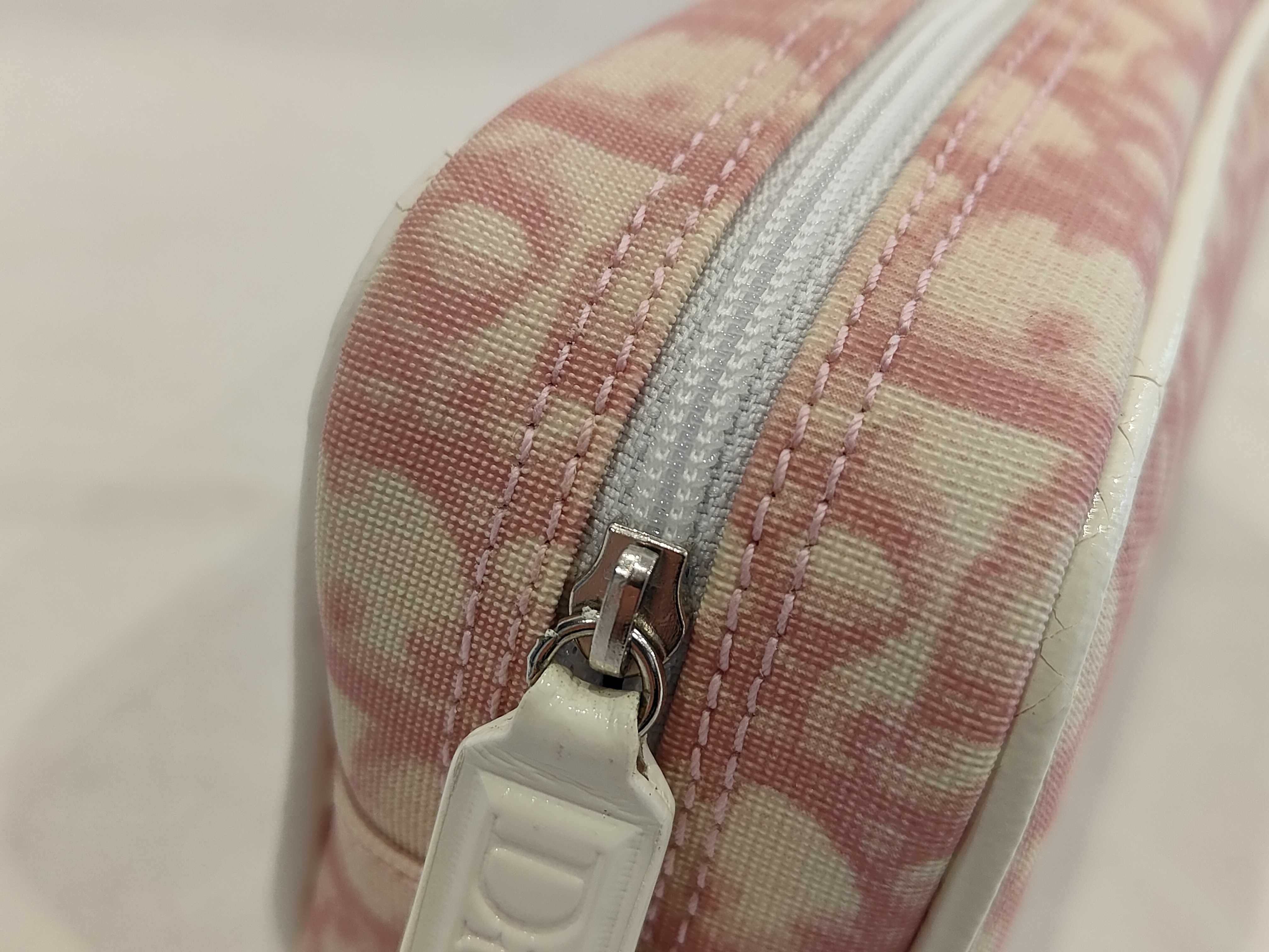 No. 1 Pouch Pink Pouch — view 6