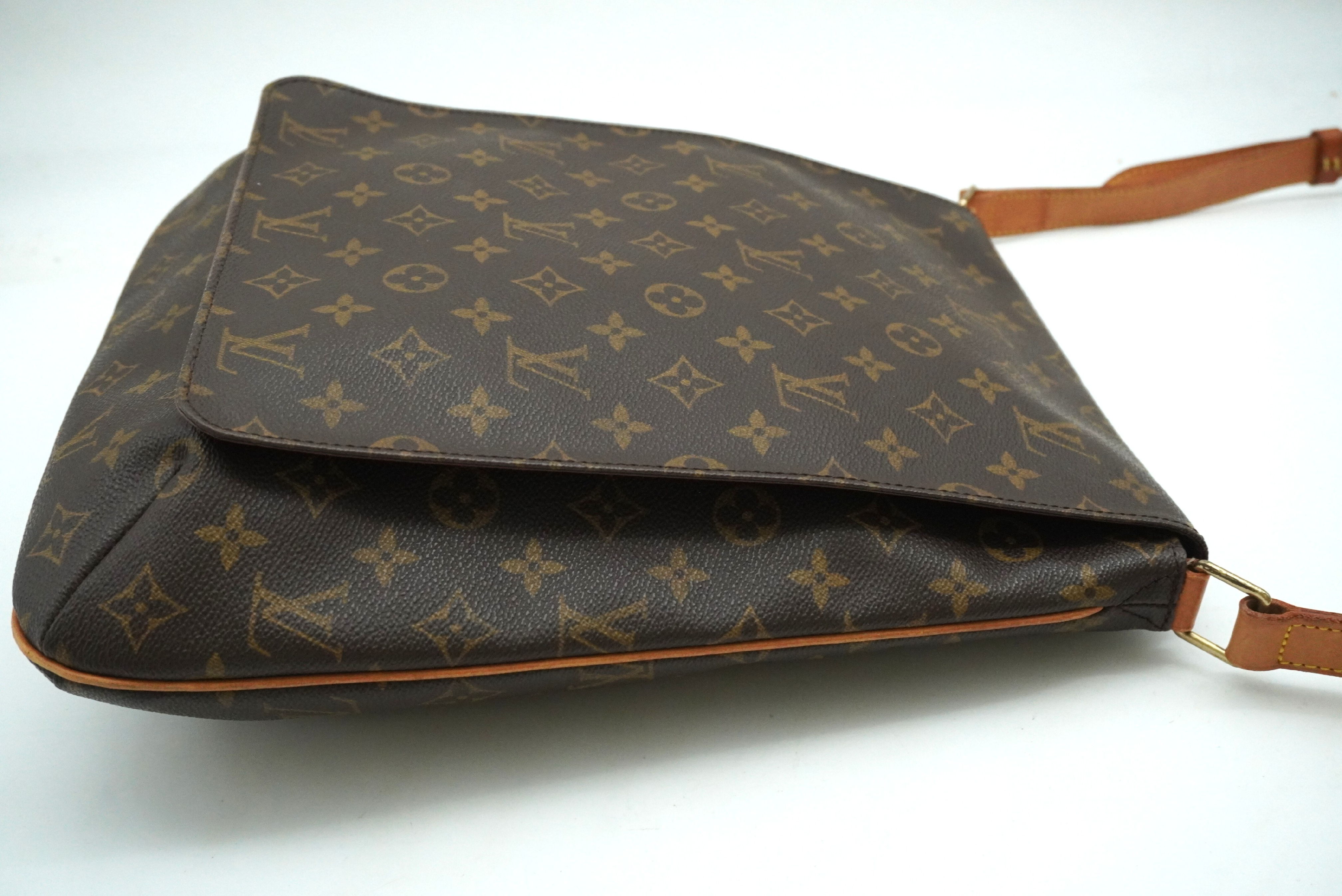 Monogram Musette M51256 Shoulder Bag — view 4