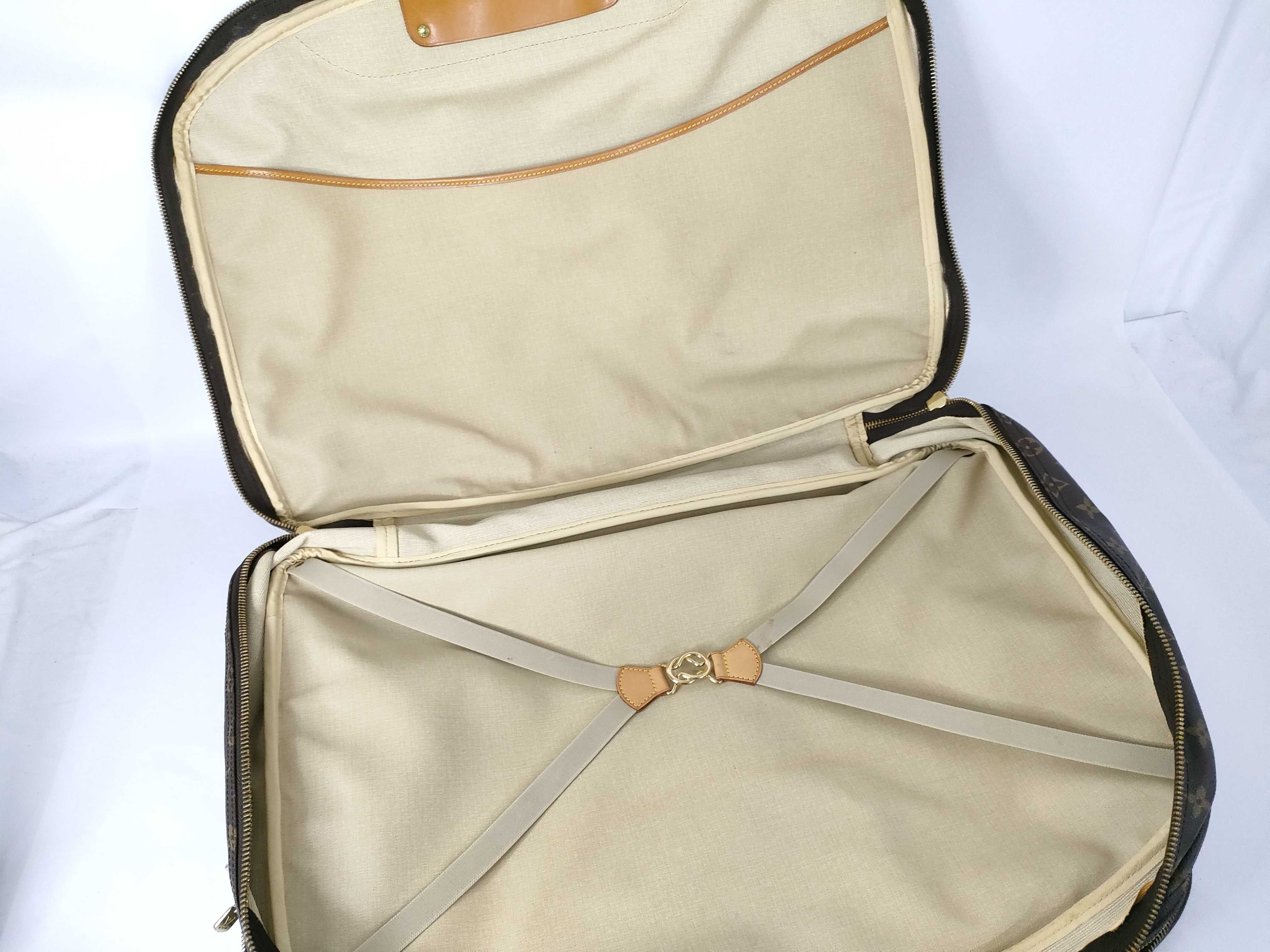 Monogram Louis Vuitton Monogram Alize Trois Poche M41391 Bag — view 12