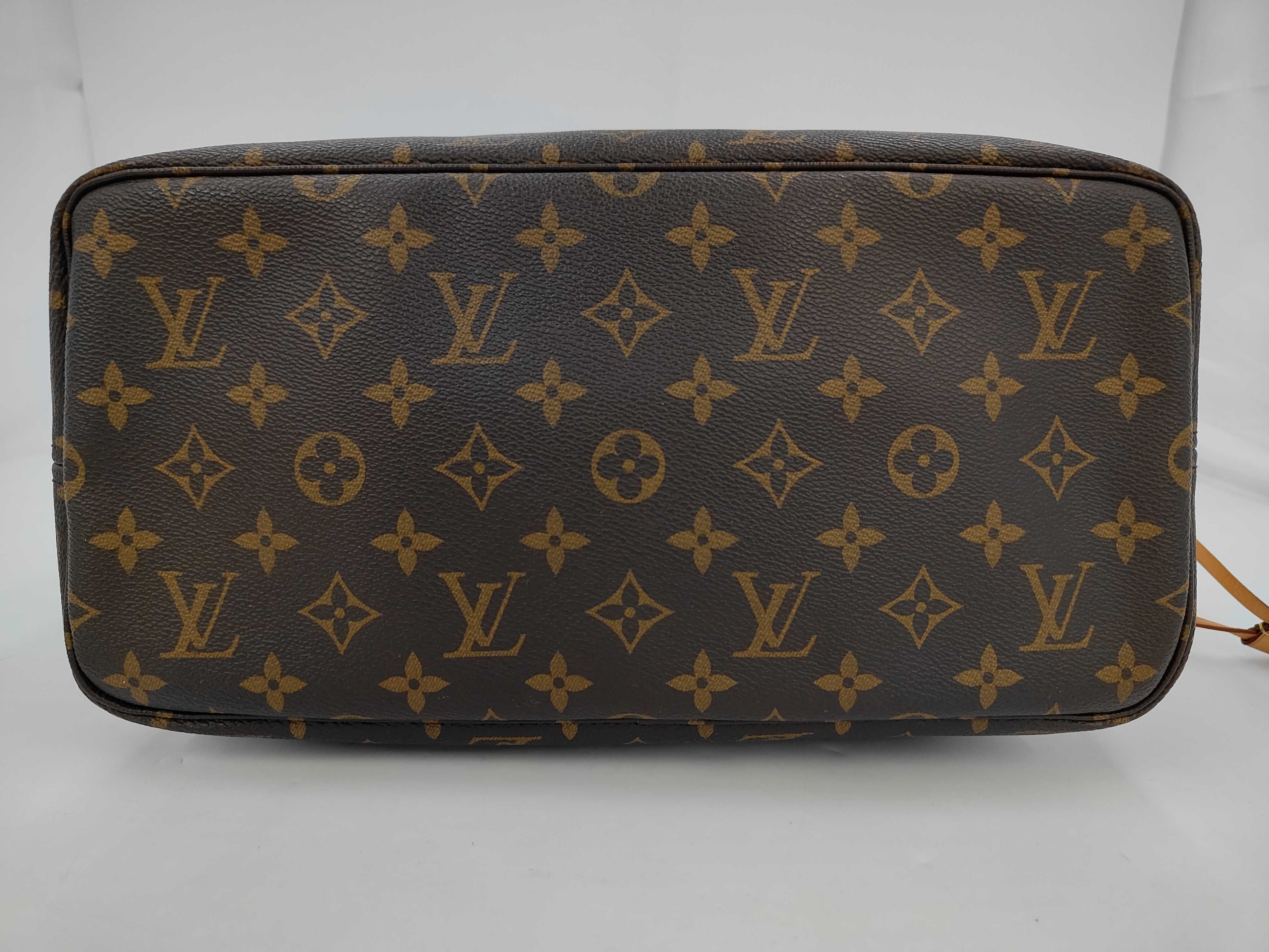 Monogram Neverfull MM Tote Bag with Pouch (Pivoine) — view 3