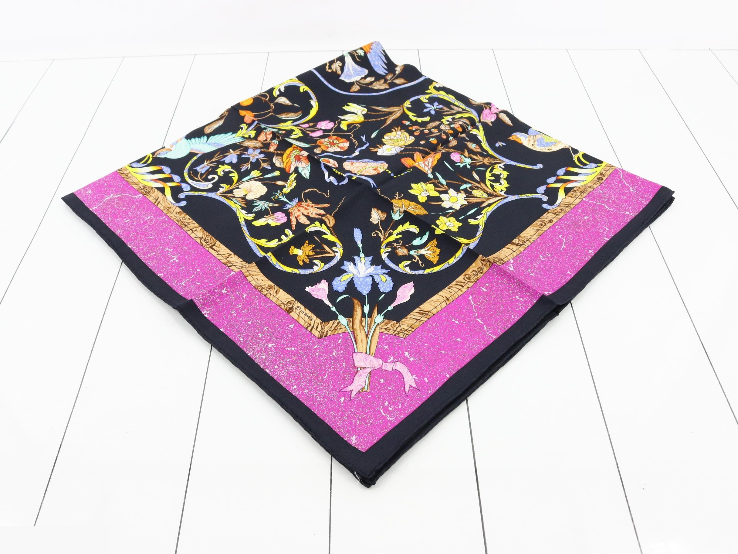 Scarf with tag — view 2