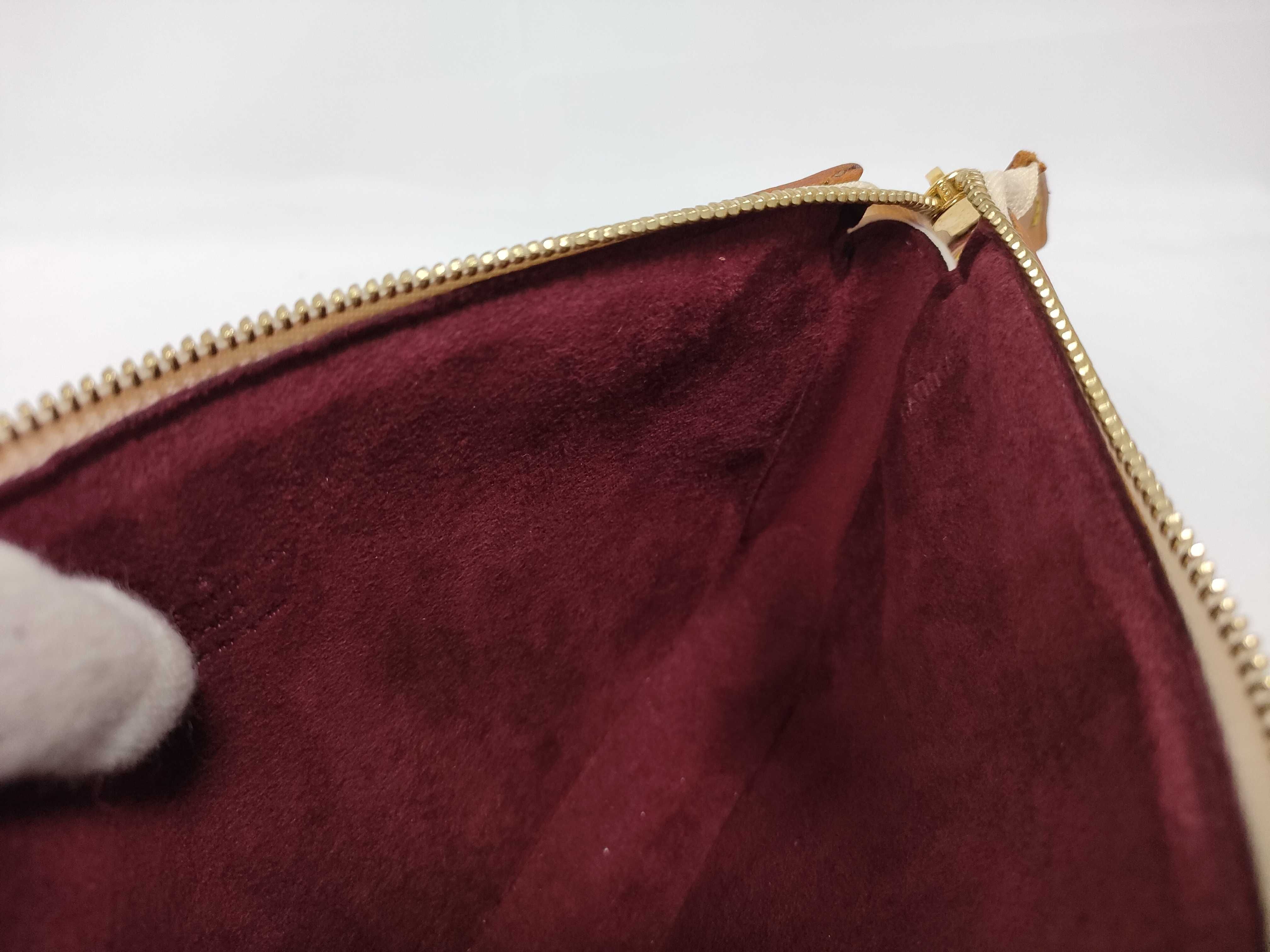 Monogram Multicolor Louis Vuitton Monogram Multicolor Pochette Accessoires Accessory Pouch M92649 Pouch — view 13