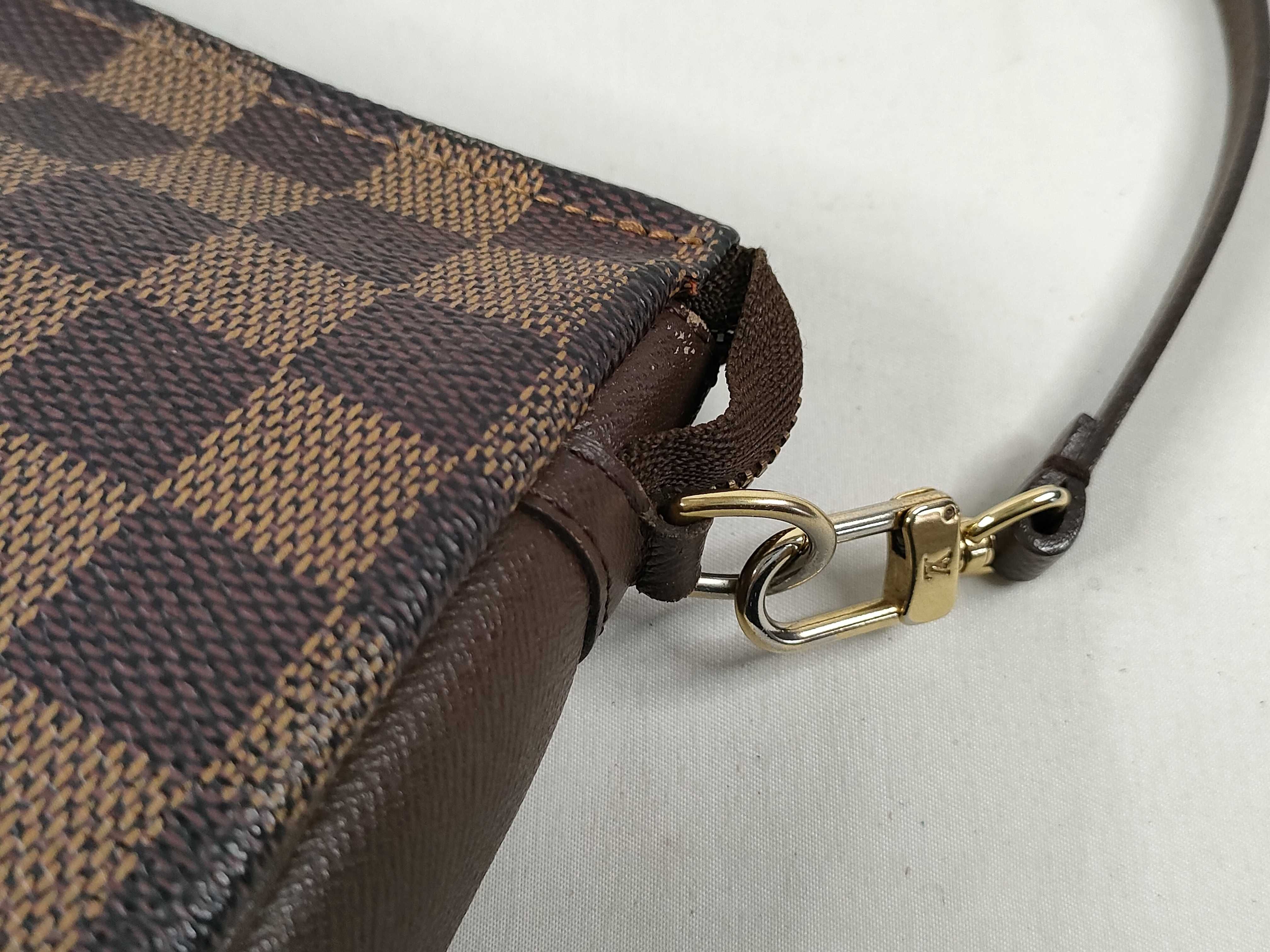 Damier Louis Vuitton Damier Trouse Makeup Pouch N 51982 Handbag — view 5