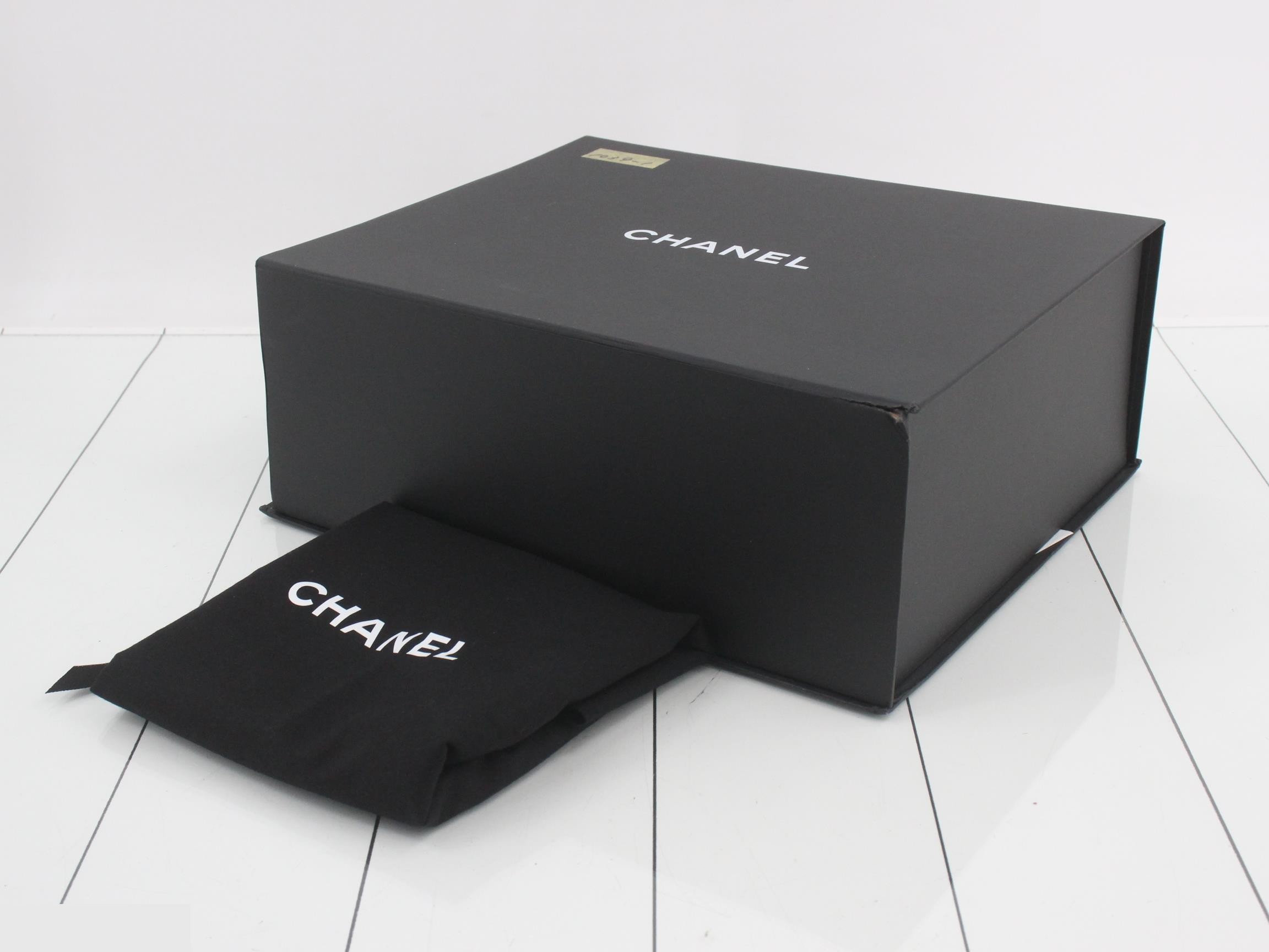 IC Plate 2-Way Handle Vanity Black Unused — view 7