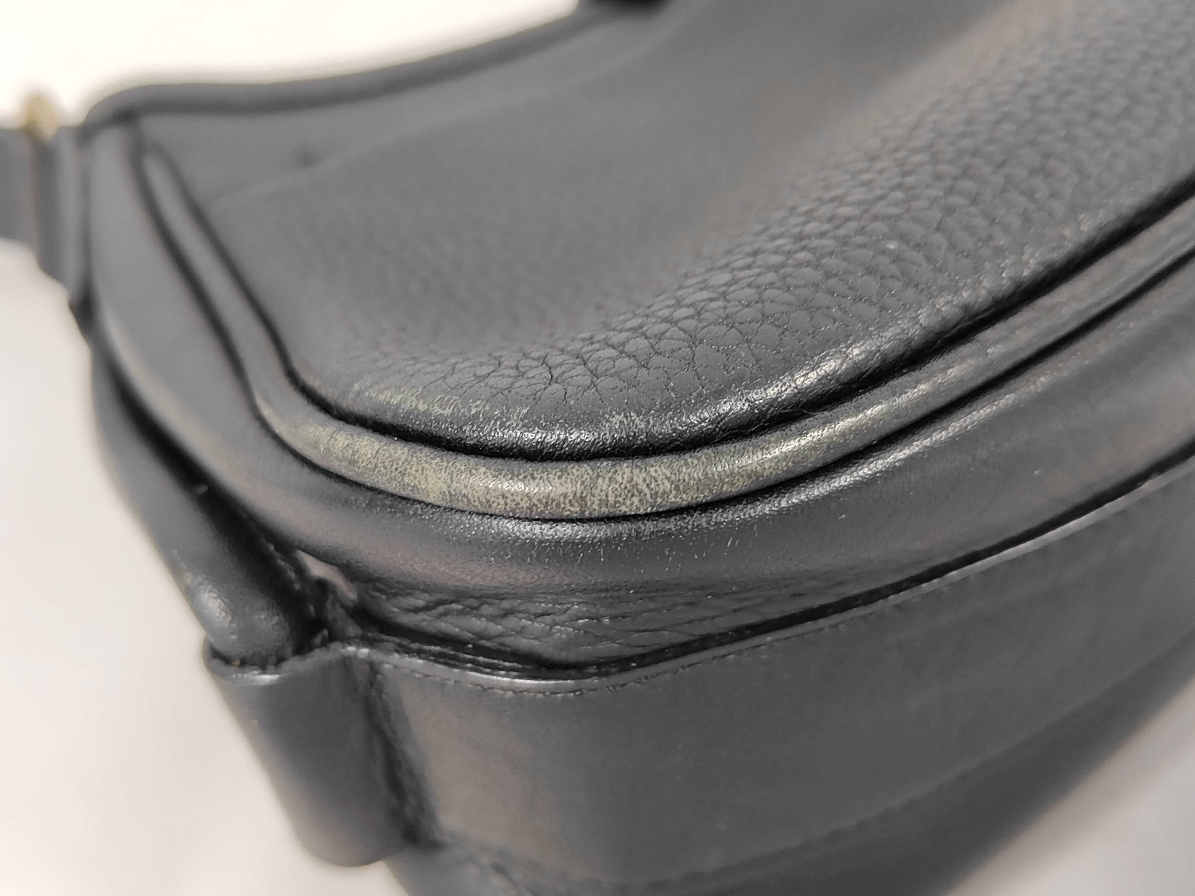 one-shoulder leather handbag, black. — view 3