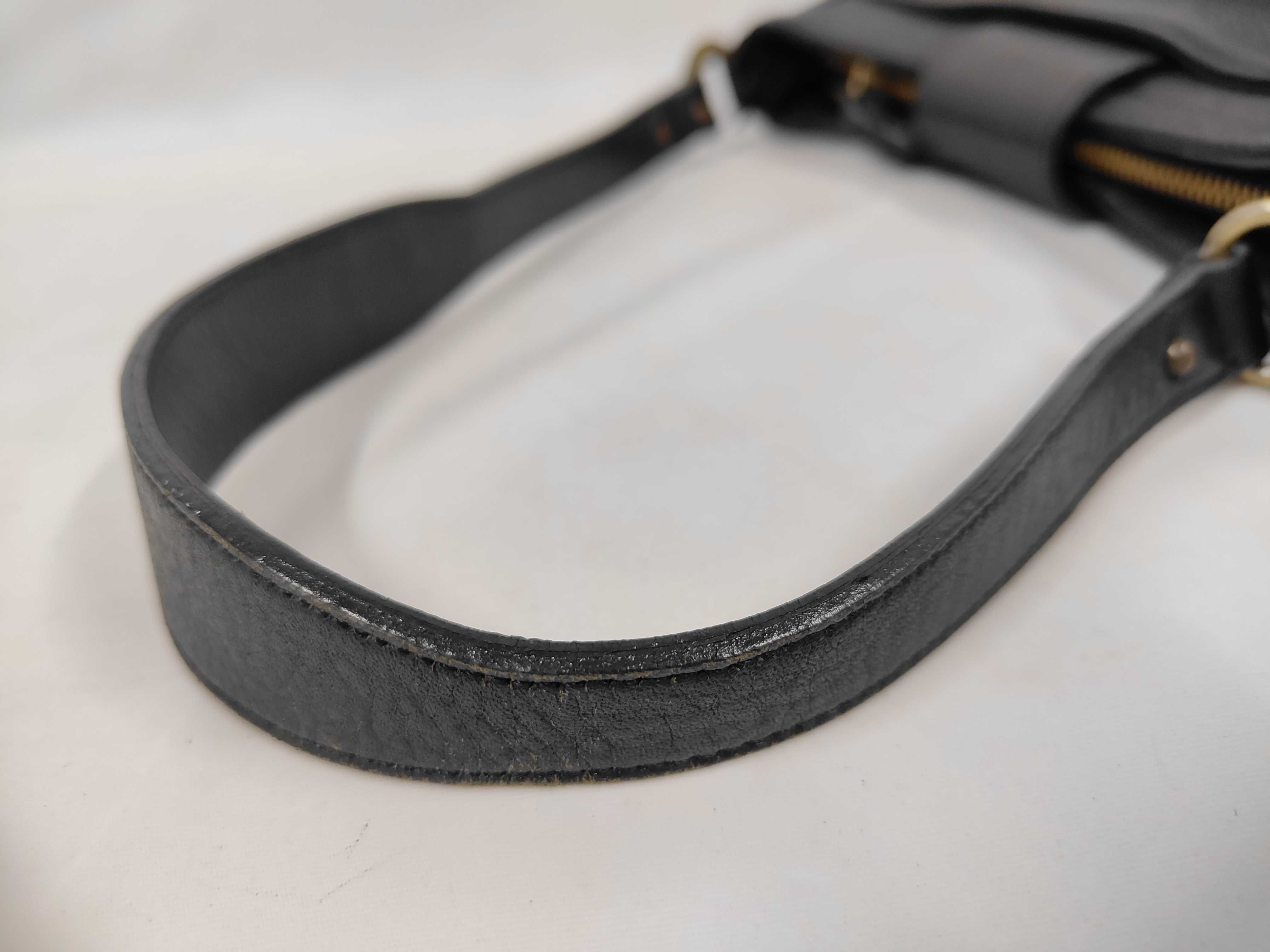 one-shoulder leather handbag, black. — view 5