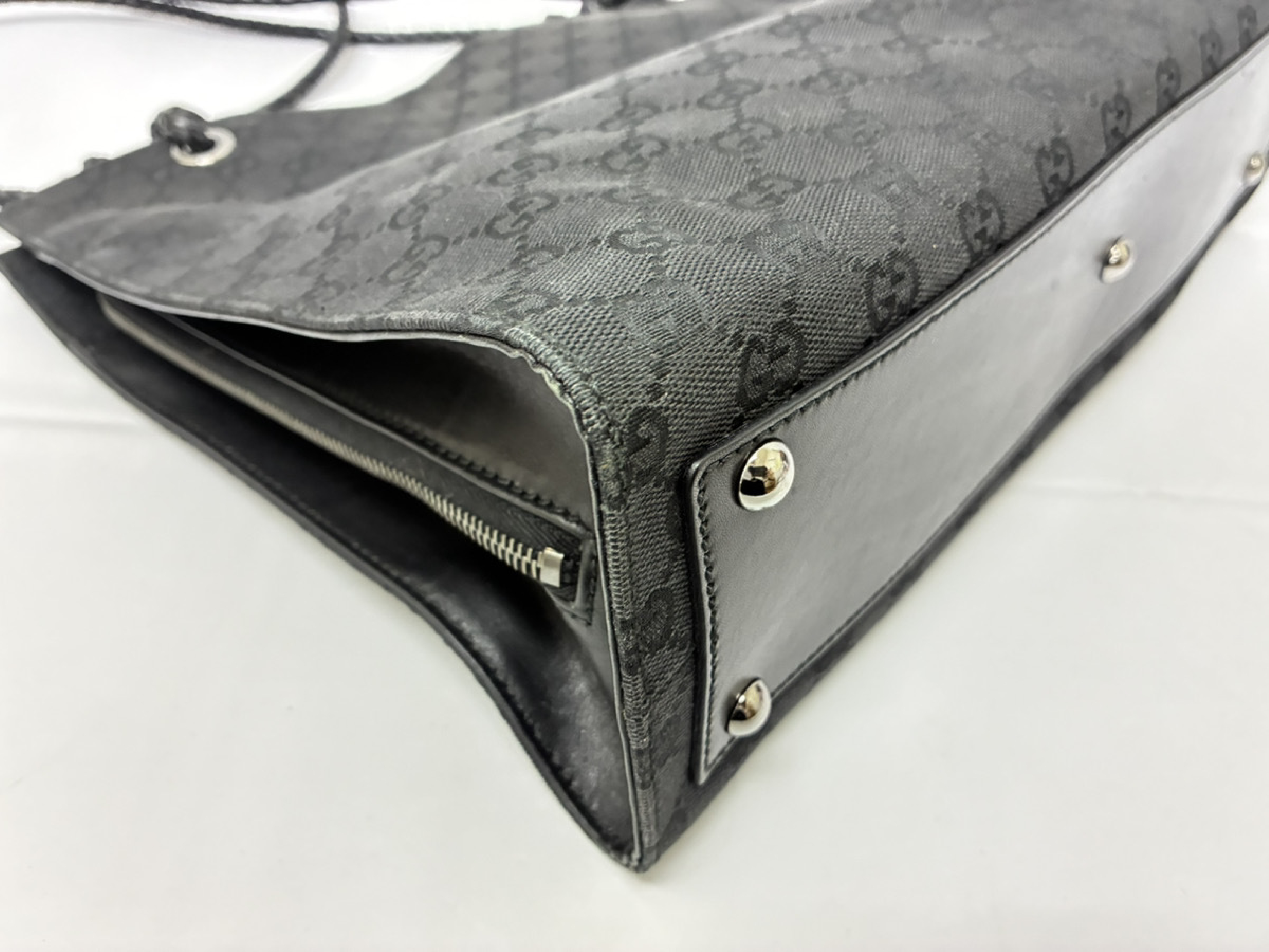 GG Canvas Tote 109140 Black Tote Bag — view 3