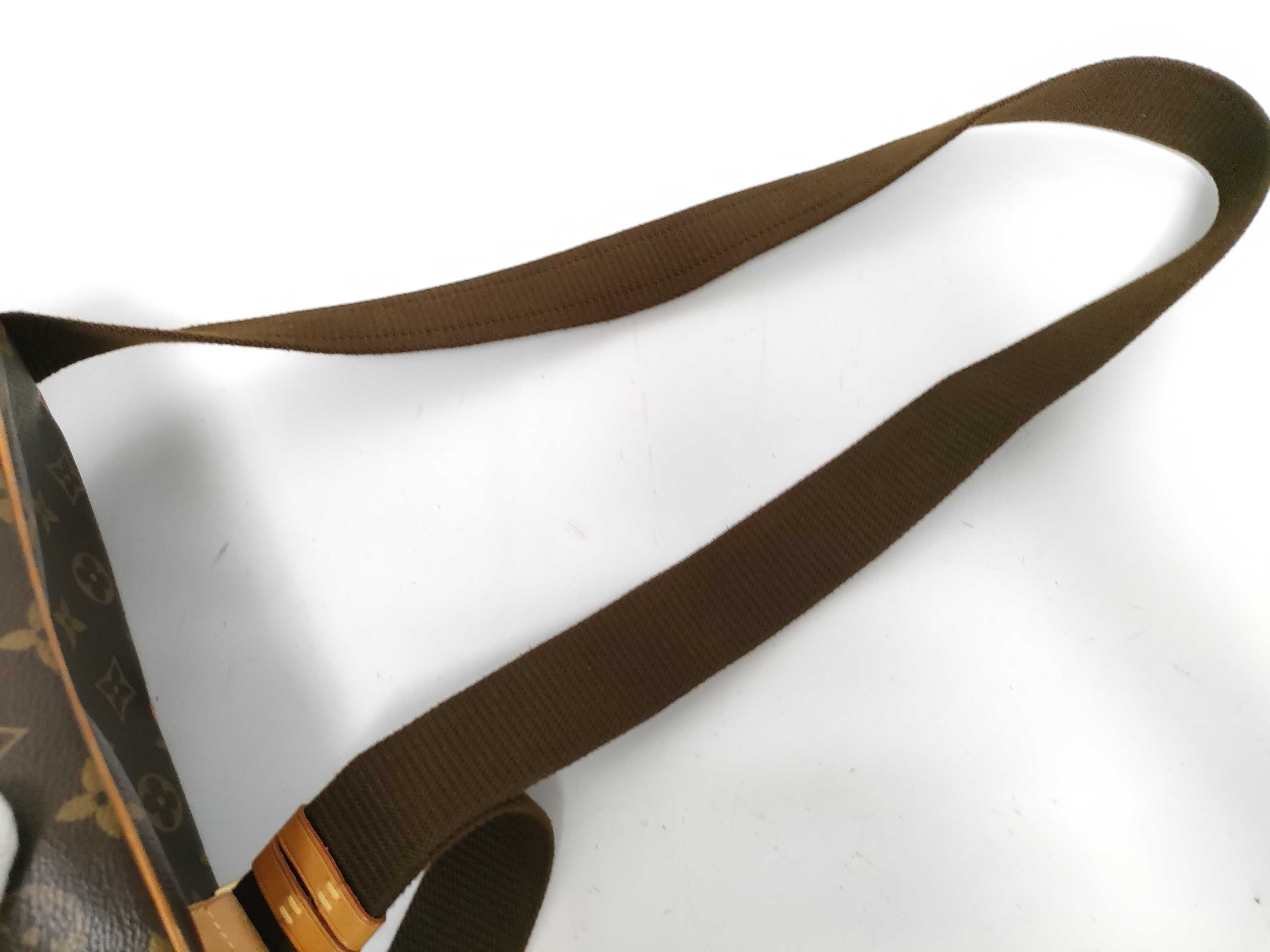 Monogram Pochette Gange M51870 CA4098 Shoulder Bag — view 3