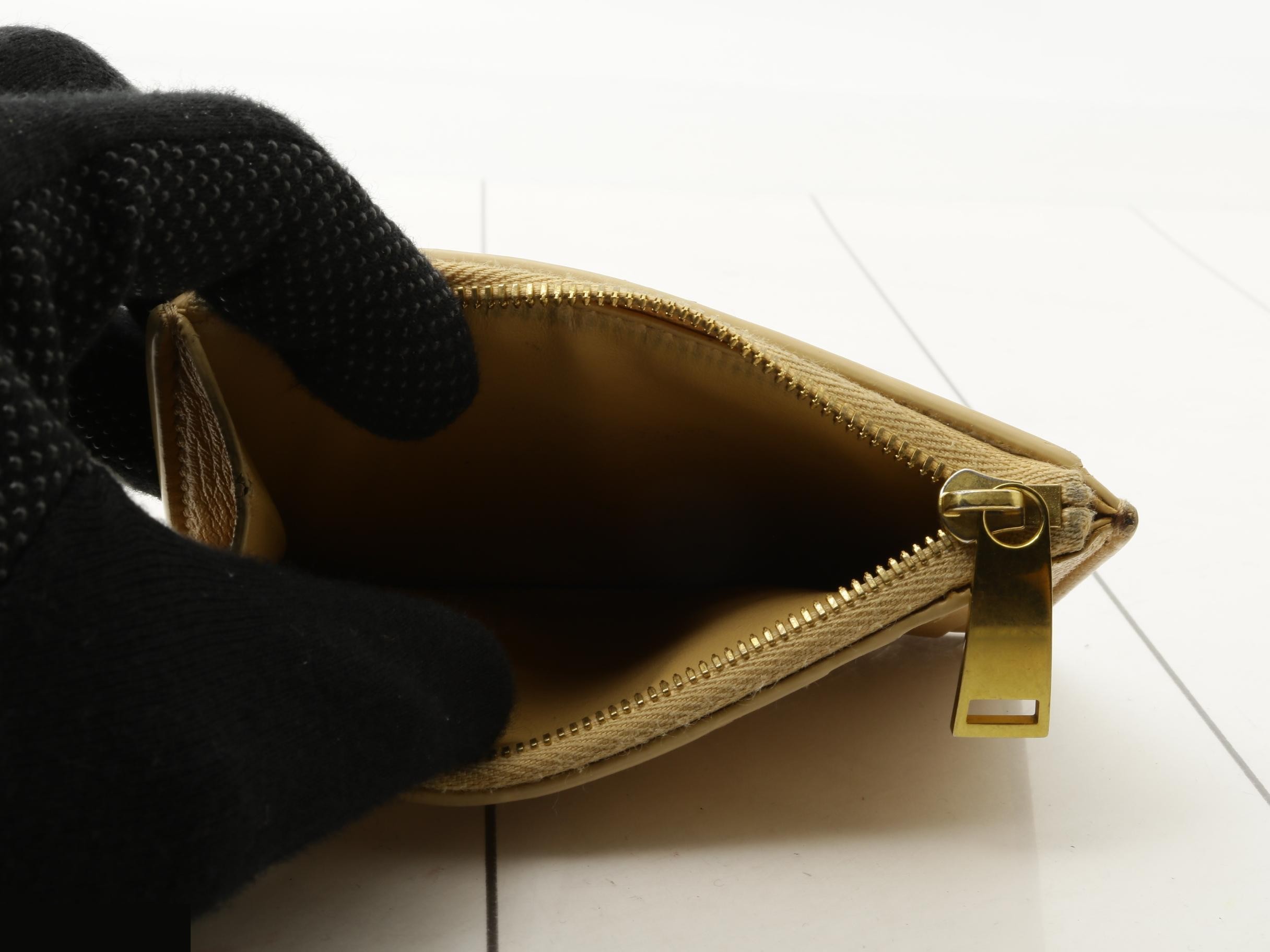 Intrecciato card case — view 4
