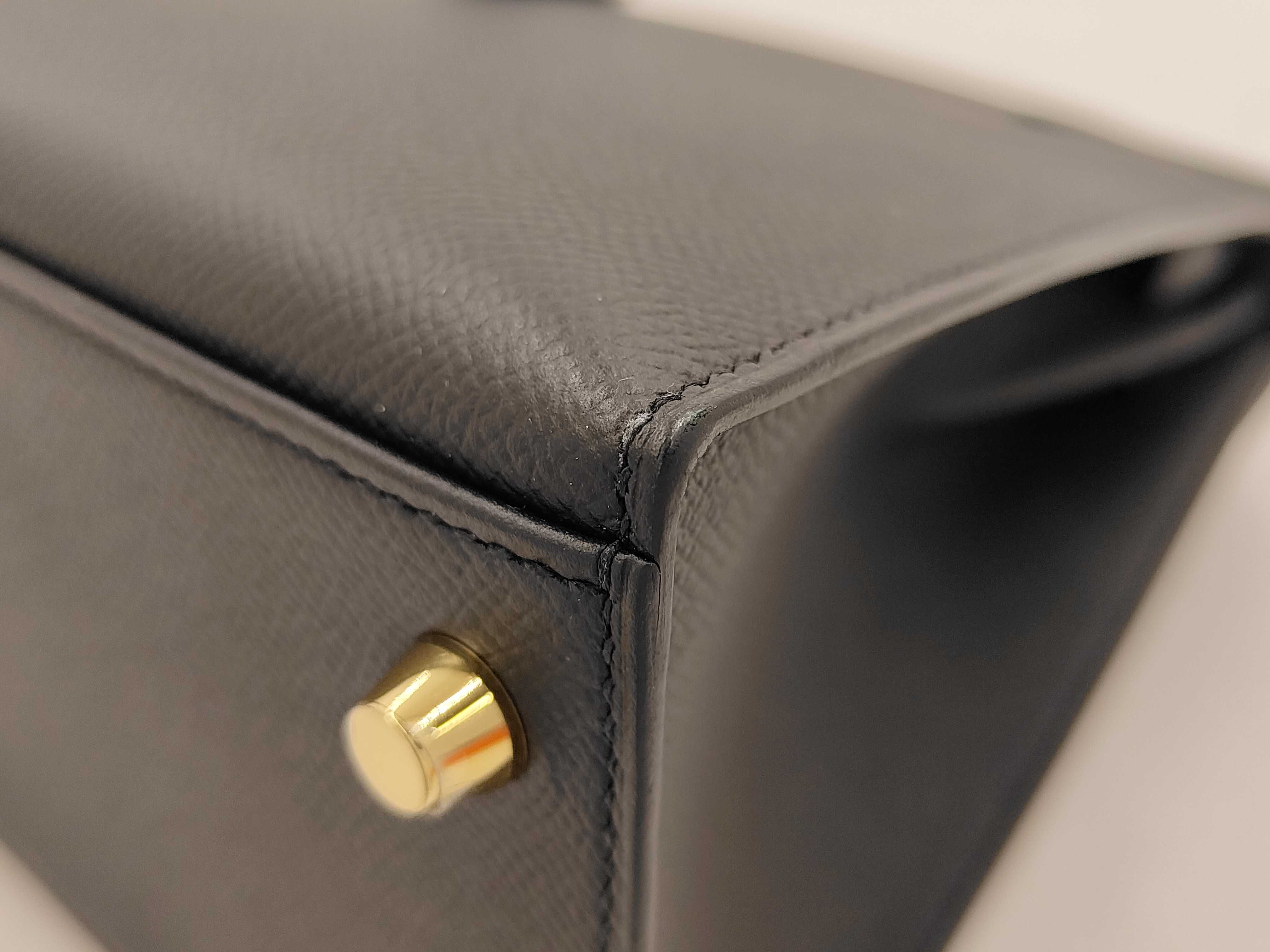 Kelly 28 Epsom Black Leather with Gold Hardware, Y Stamp, Handbag — view 6