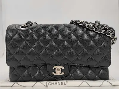 Matelassé 25 Caviar Leather Black Silver Hardware Serial Number 21-series Shoulder Bag
