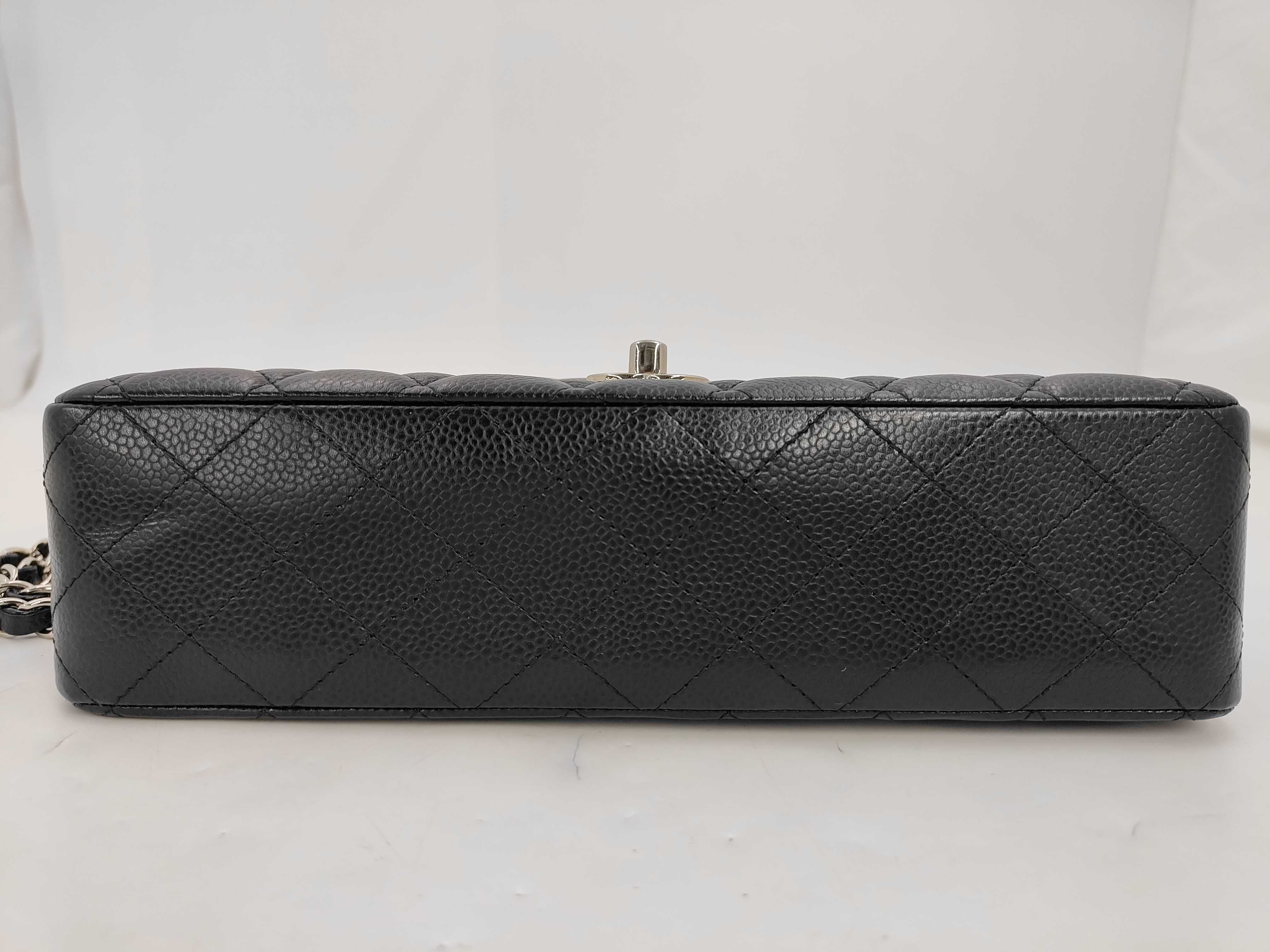 Matelassé 25 Caviar Leather Black Silver Hardware Serial Number 21-series Shoulder Bag — view 7