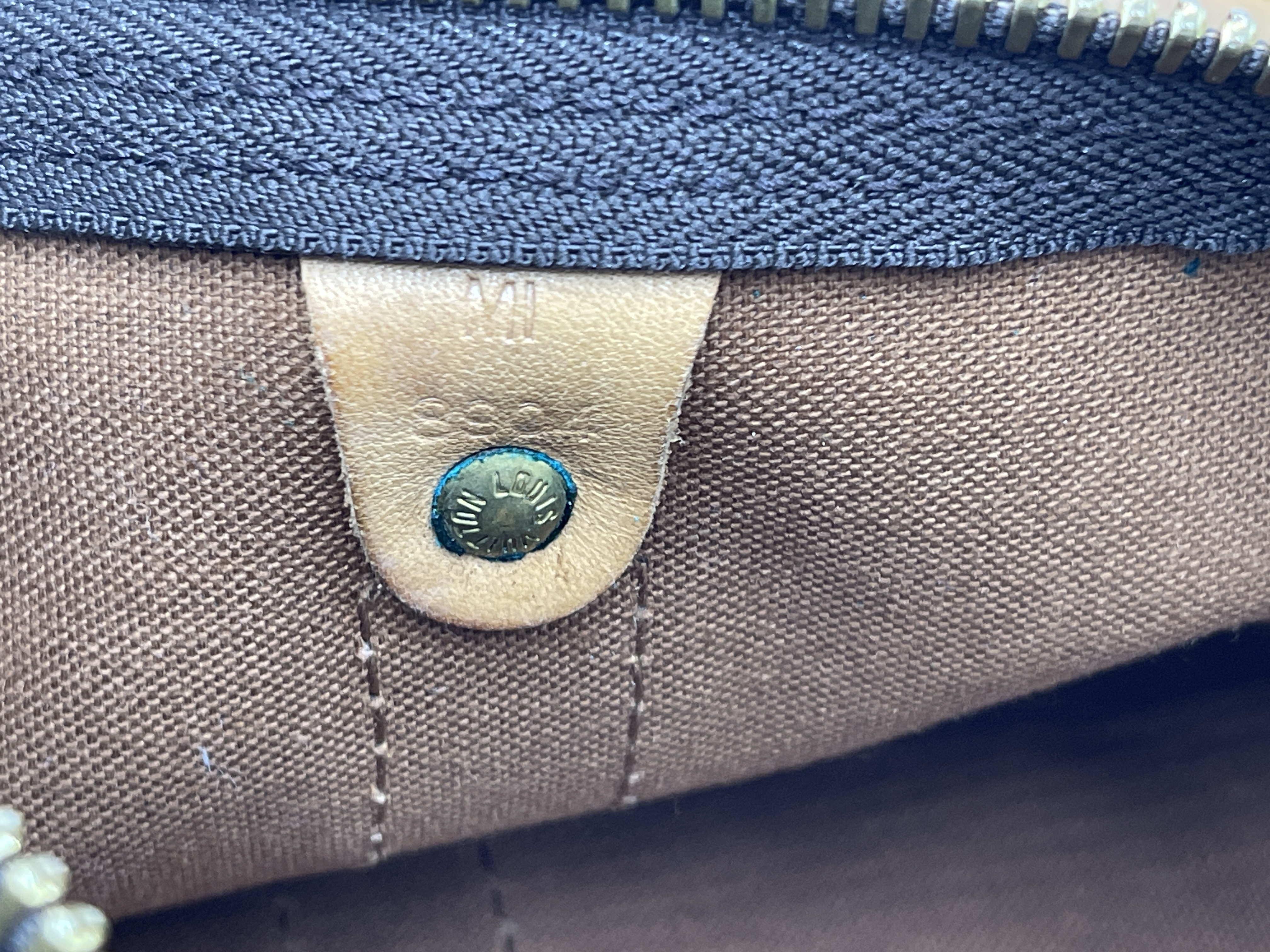 Monogram Keepall 55 M41424 MI8904 Boston Bag — view 12