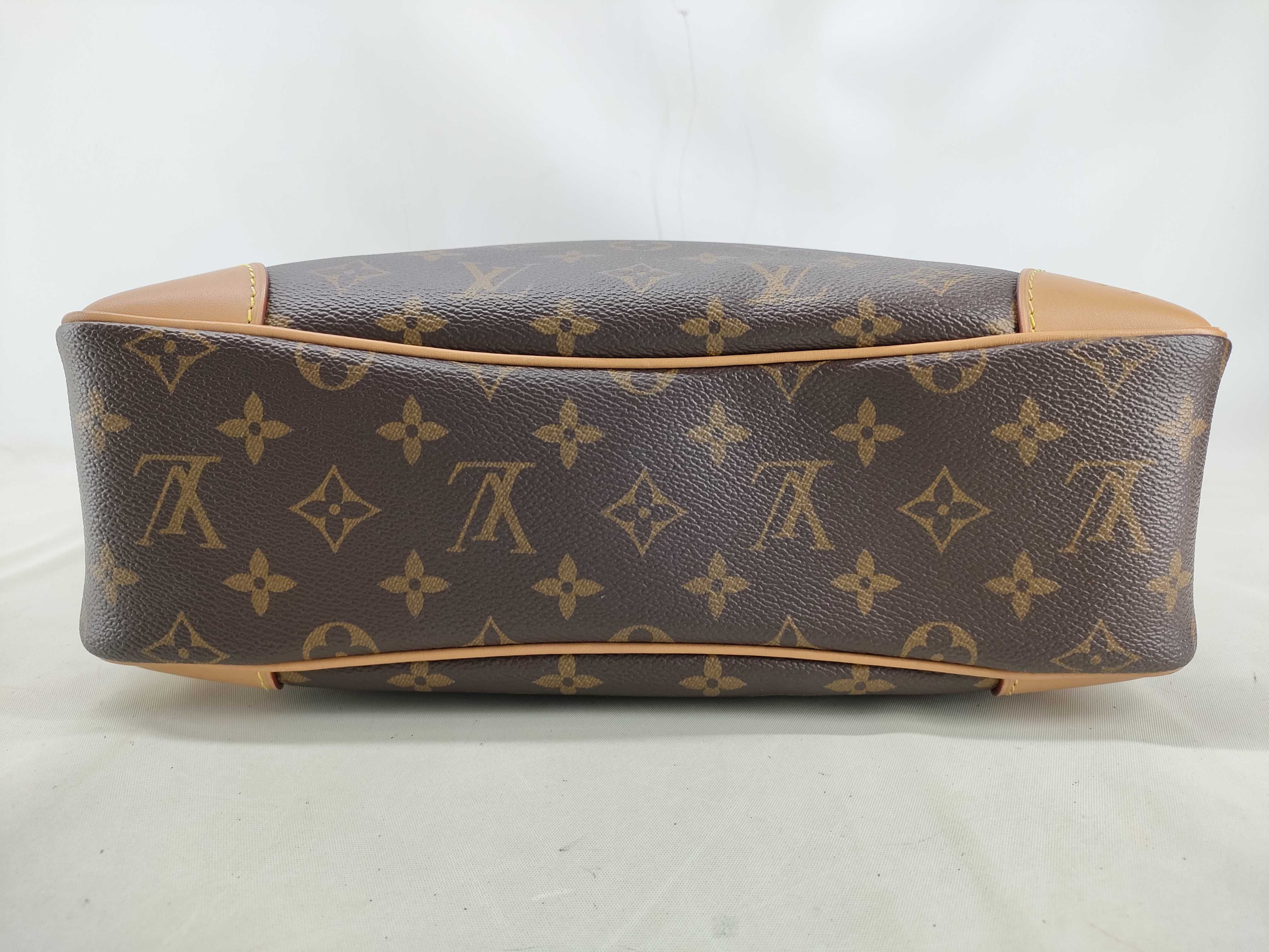 Monogram Louis Vuitton Bag Odeon NM Monogram Canvas Monogram Shoulder Bag — view 3