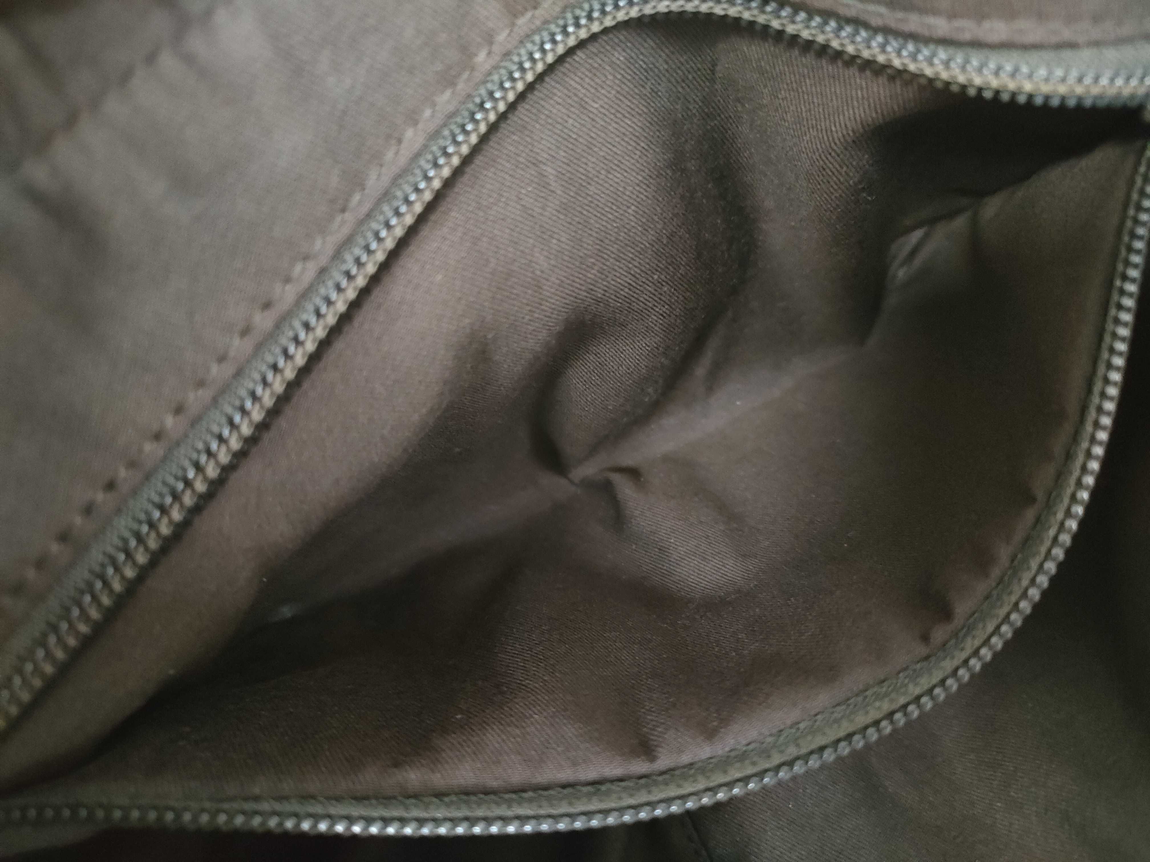 GG Canvas Shoulder Bag Half Moon Canvas Shoulder Bag — view 11