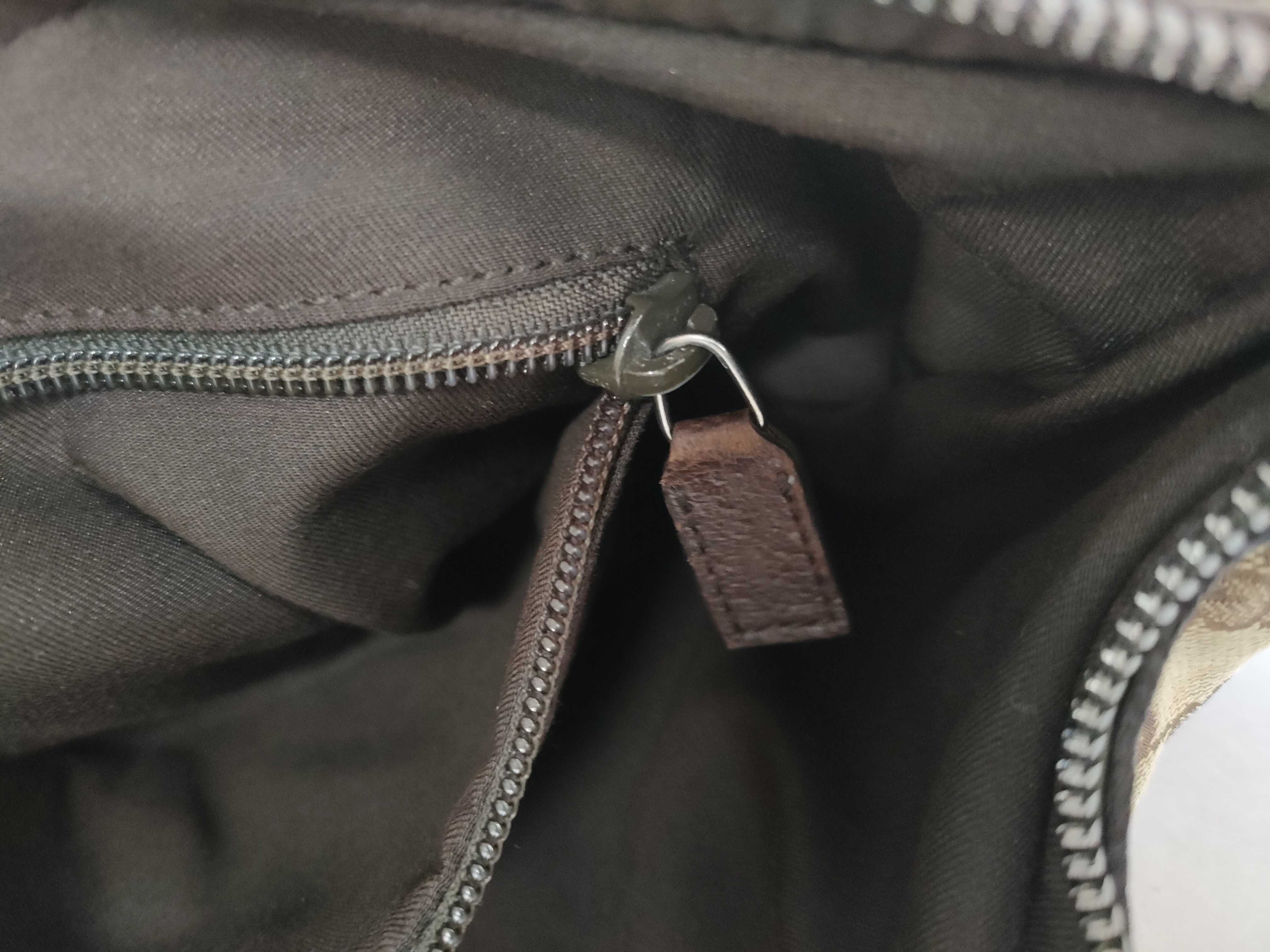 GG Canvas Shoulder Bag Half Moon Canvas Shoulder Bag — view 12