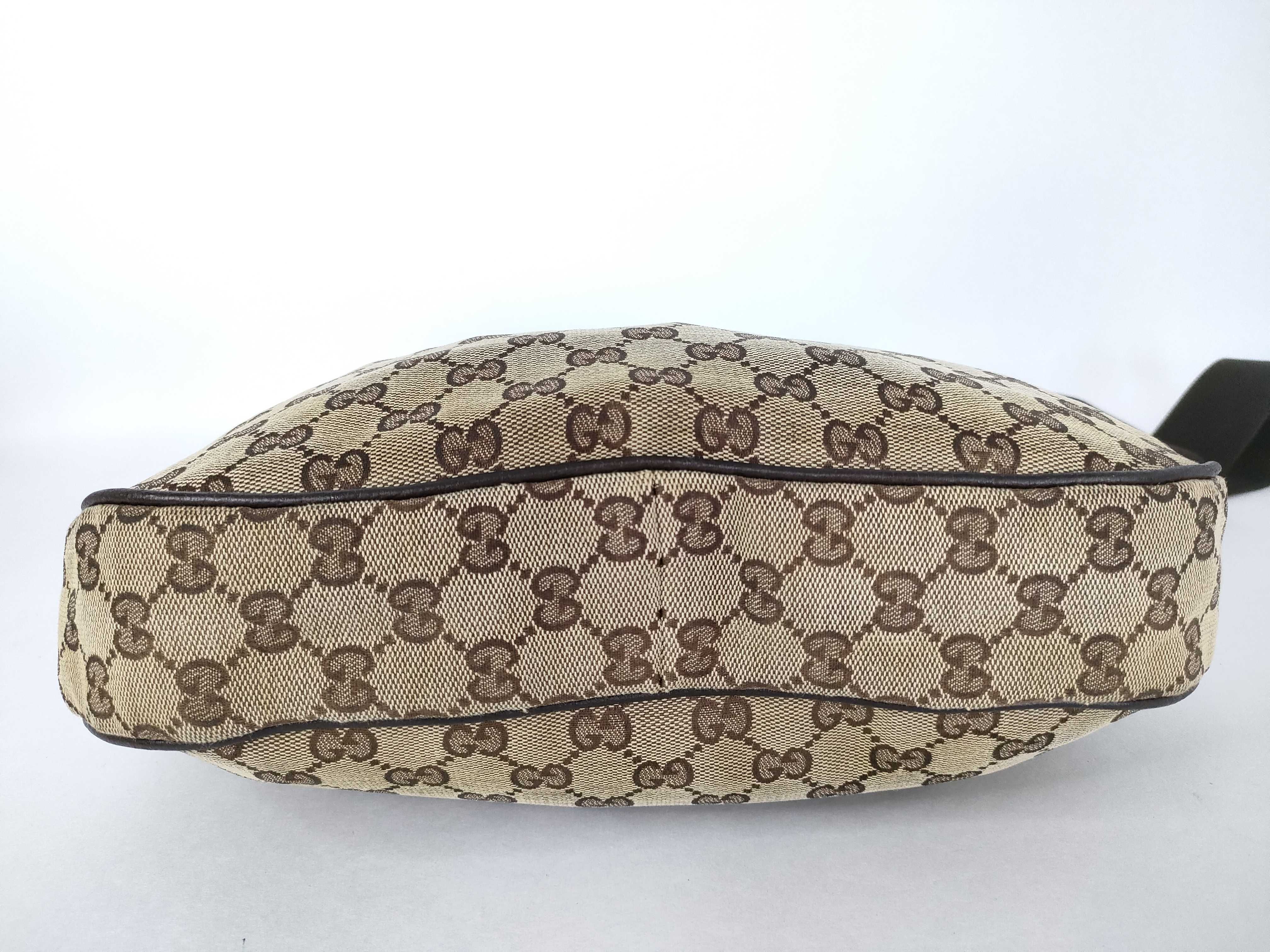 GG Canvas Shoulder Bag Half Moon Canvas Shoulder Bag — view 7