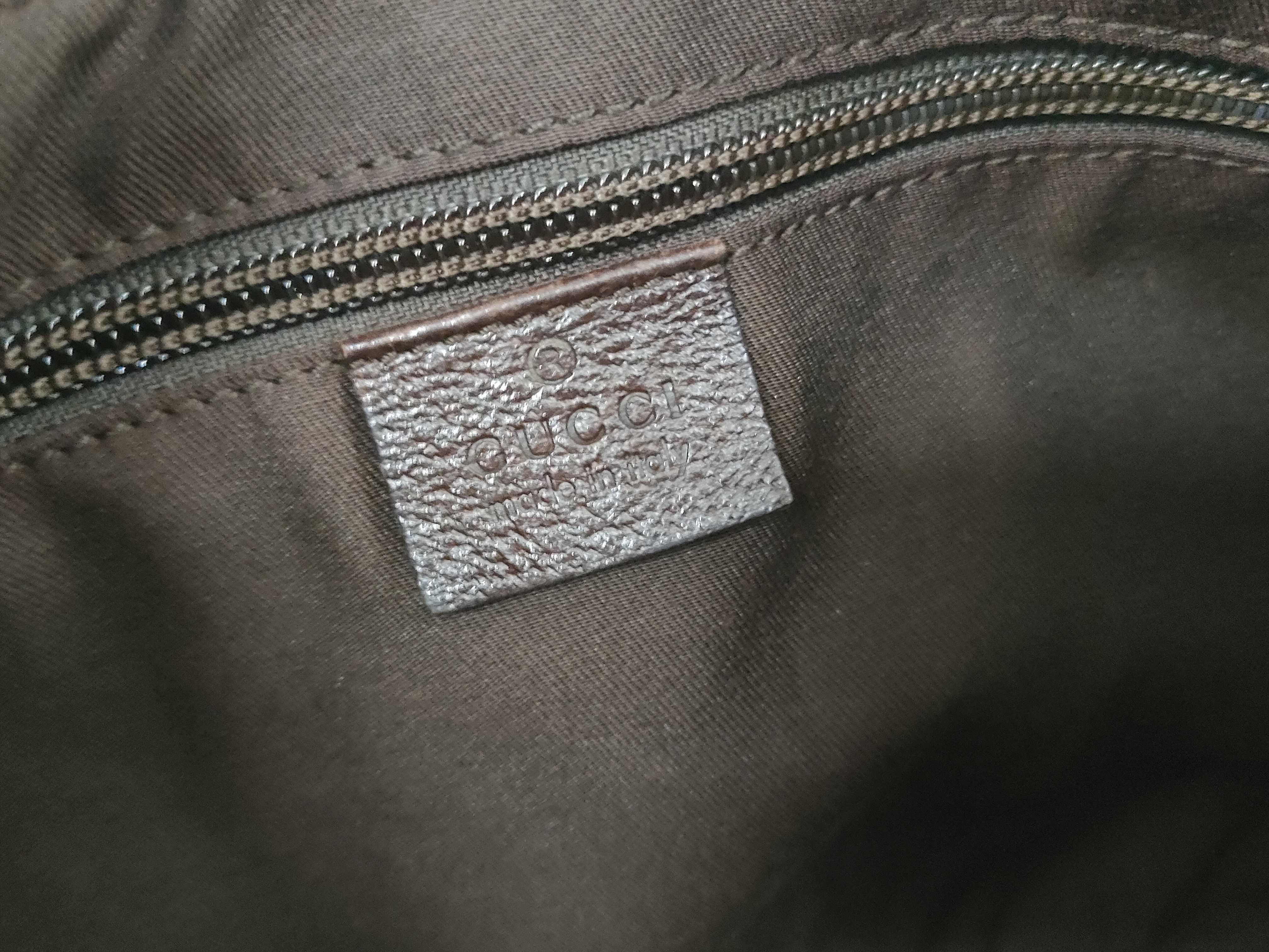GG Canvas Shoulder Bag Half Moon Canvas Shoulder Bag — view 10