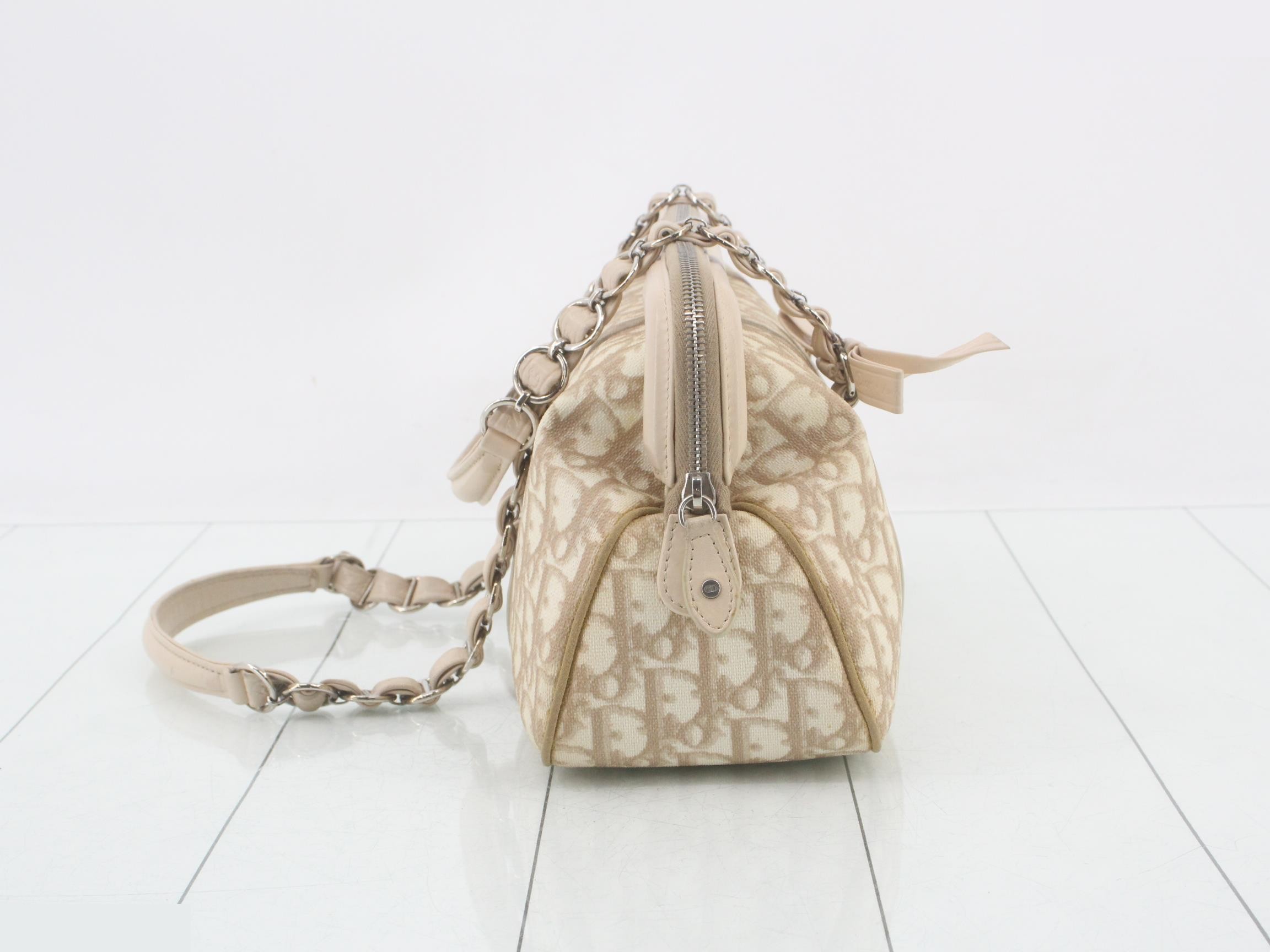 Trotter Chain Shoulder Bag — view 4